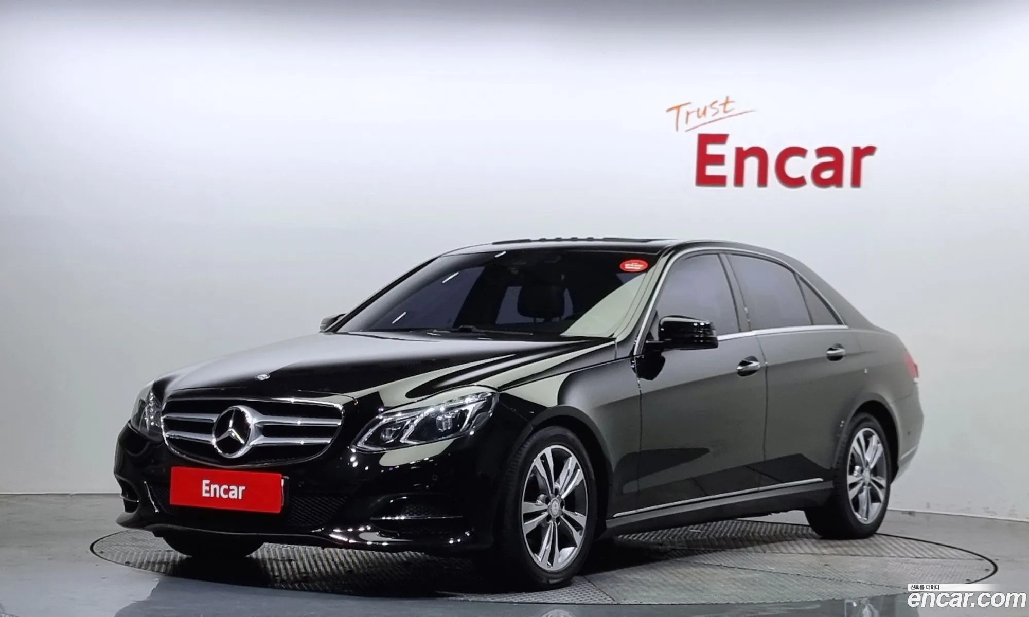 Mercedes-Benz E-Klasse E220 Bluetech Avantgarde 2016 - фотография 14104109