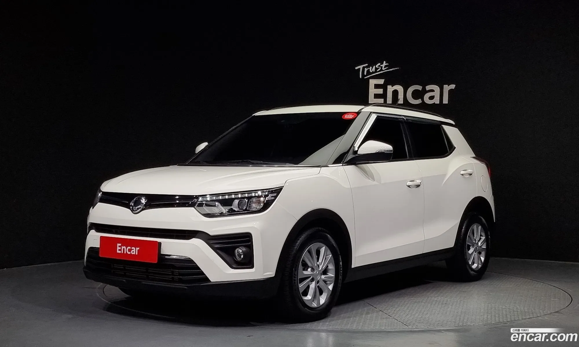 Ssangyong Tivoli Tivoli Gasoline 15 2Wd 2020 - фотография 17284108