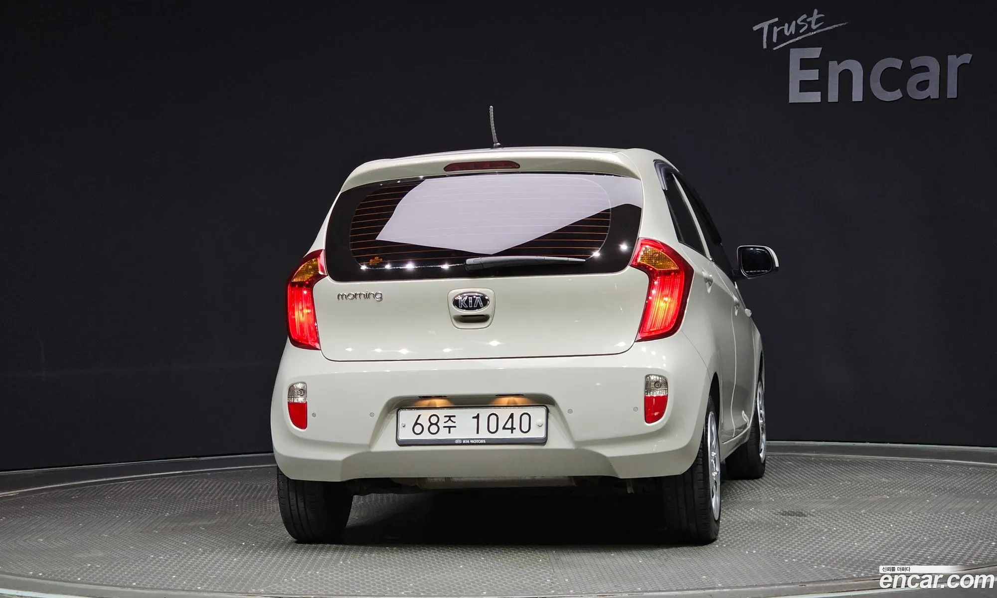 Kia Morning Ii Deluxe 2013 - фотография 15106585