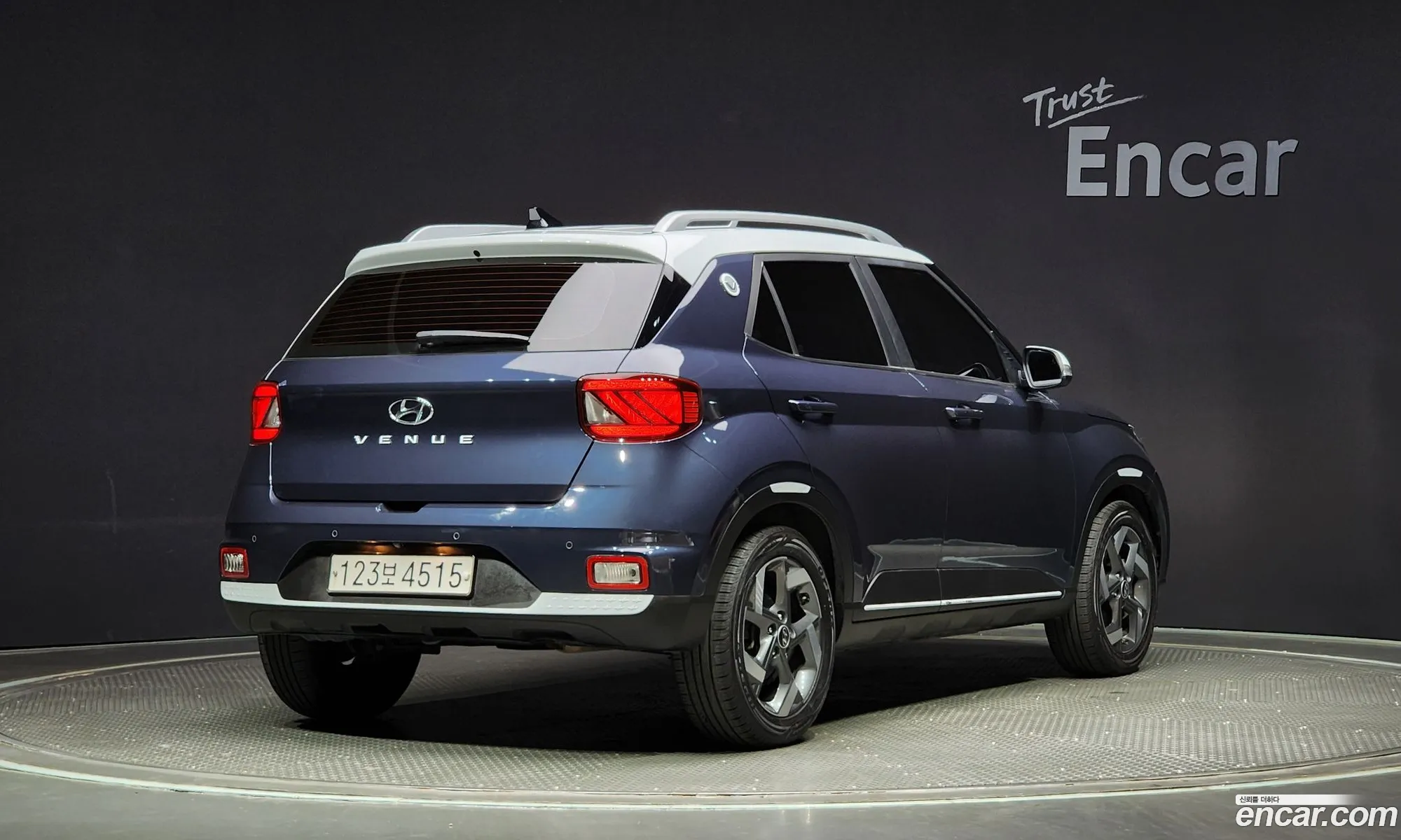 Hyundai Venue I 16 Flux 2019 - фотография 11881449