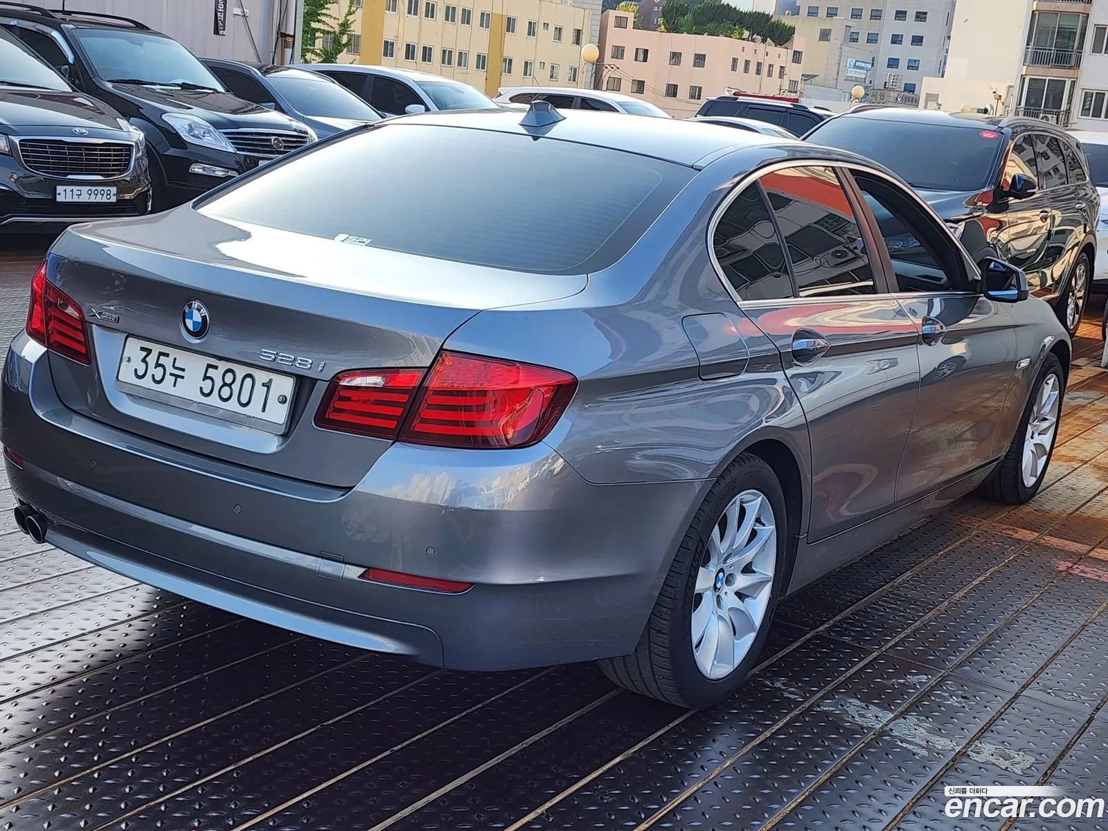 BMW 5Er Vi F10F11F07 528I xDrive 2013 - фотография 16489458