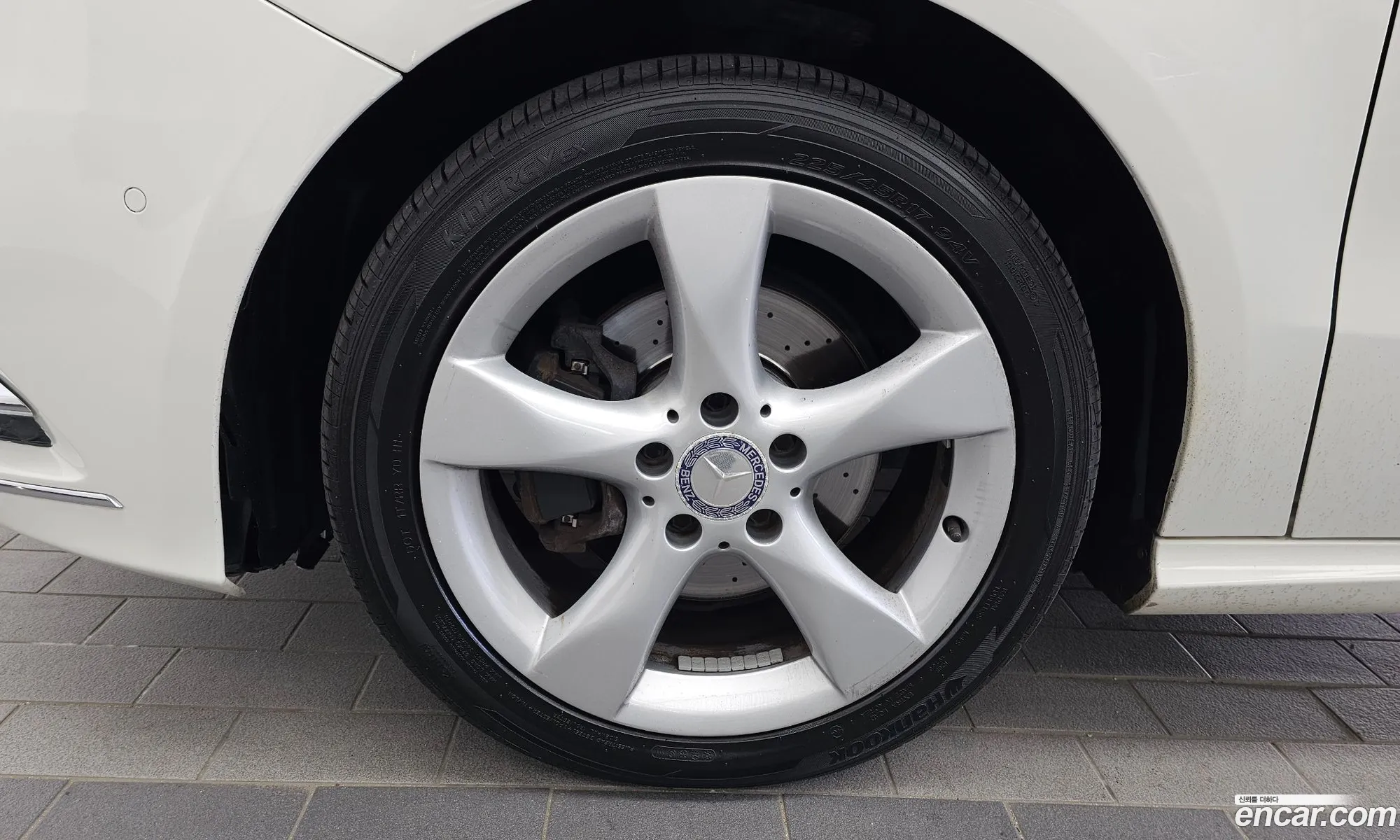 Mercedes-Benz B-Klasse Ii W246 B200 Cdi Blue Efficiency Sports Pack 2013 - фотография 12679718