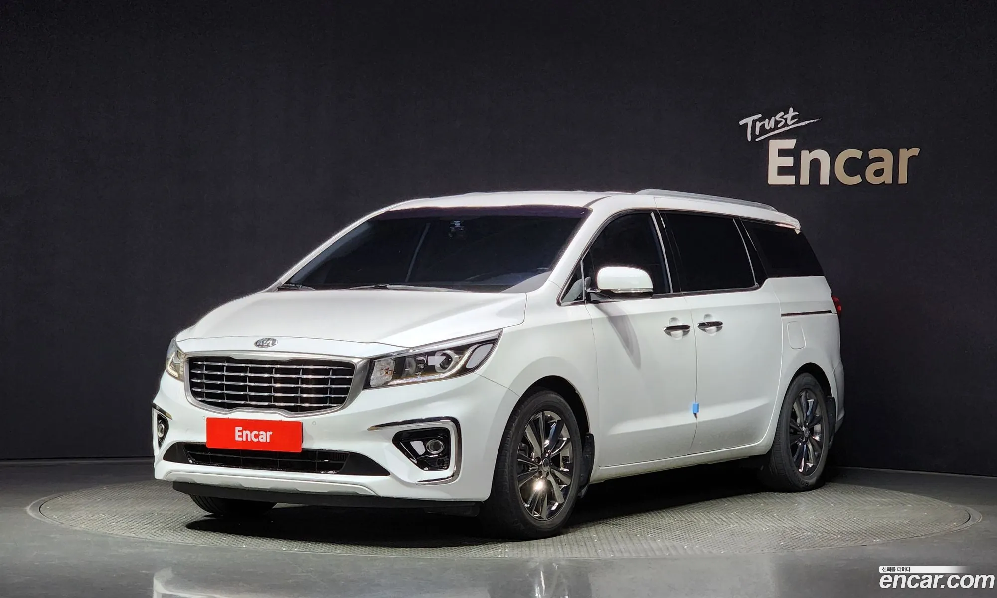 Kia Carnival Iii 9-Seater Prestige 2019 - фотография 11052584