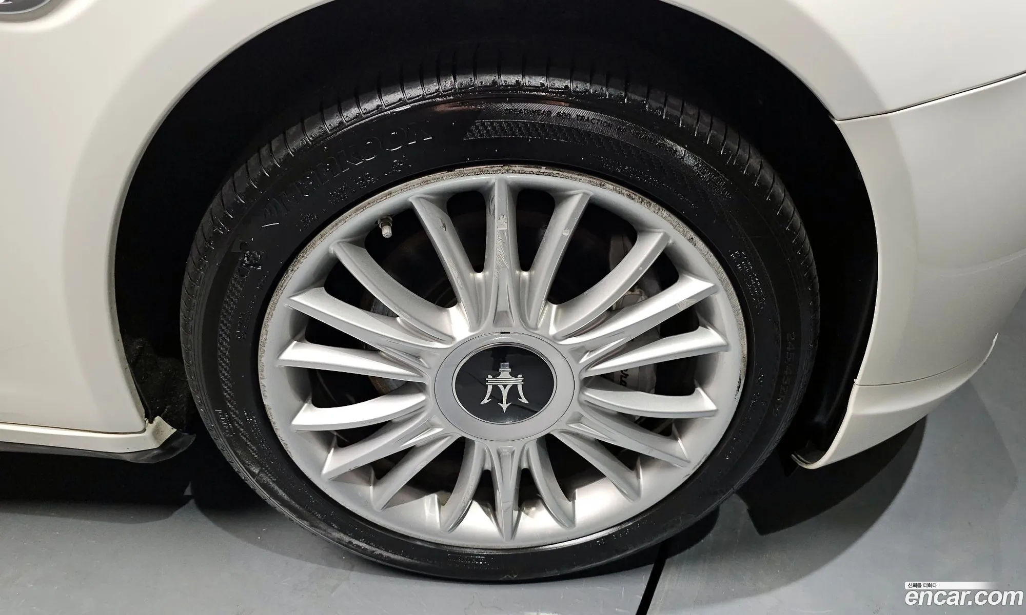 Maserati Quattroporte Vi 30 Diesel 2015 - фотография 12529778