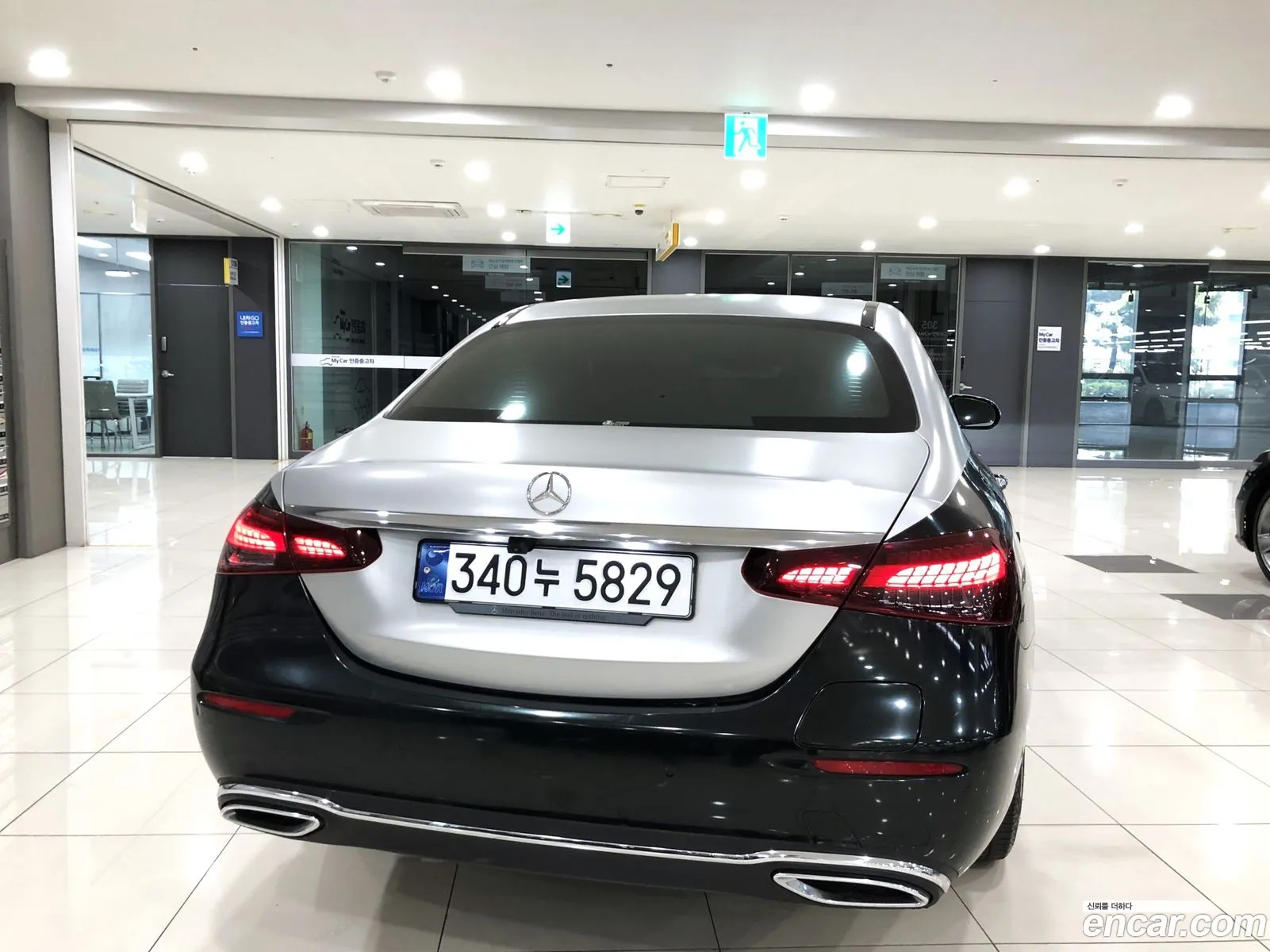 Mercedes-Benz E-Klasse V W213 S213 C238 E300E 4Matic Exclusive 2021 - фотография 12851905