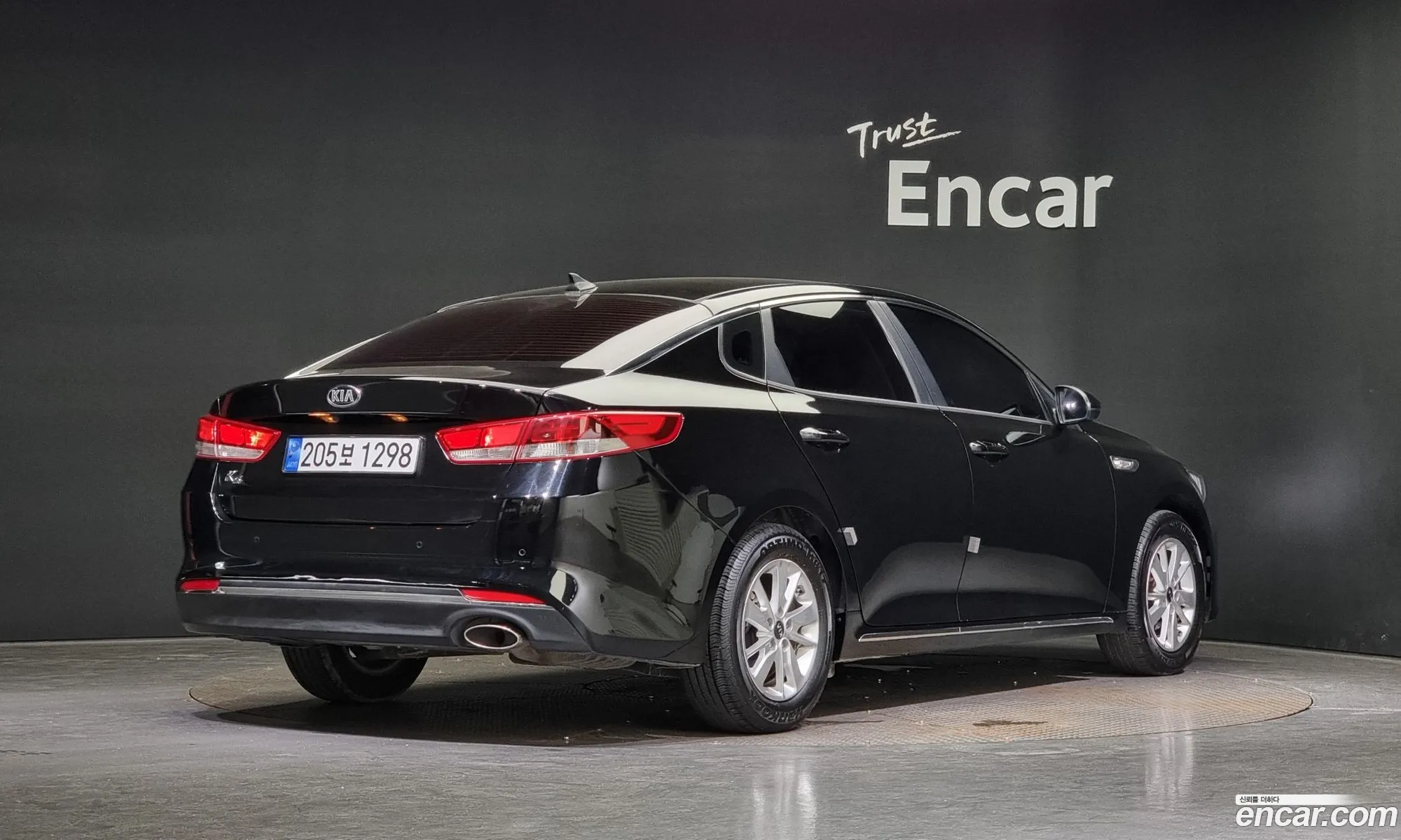 Kia K5 Ii Lpi Sx 2016 - фотография 15659037