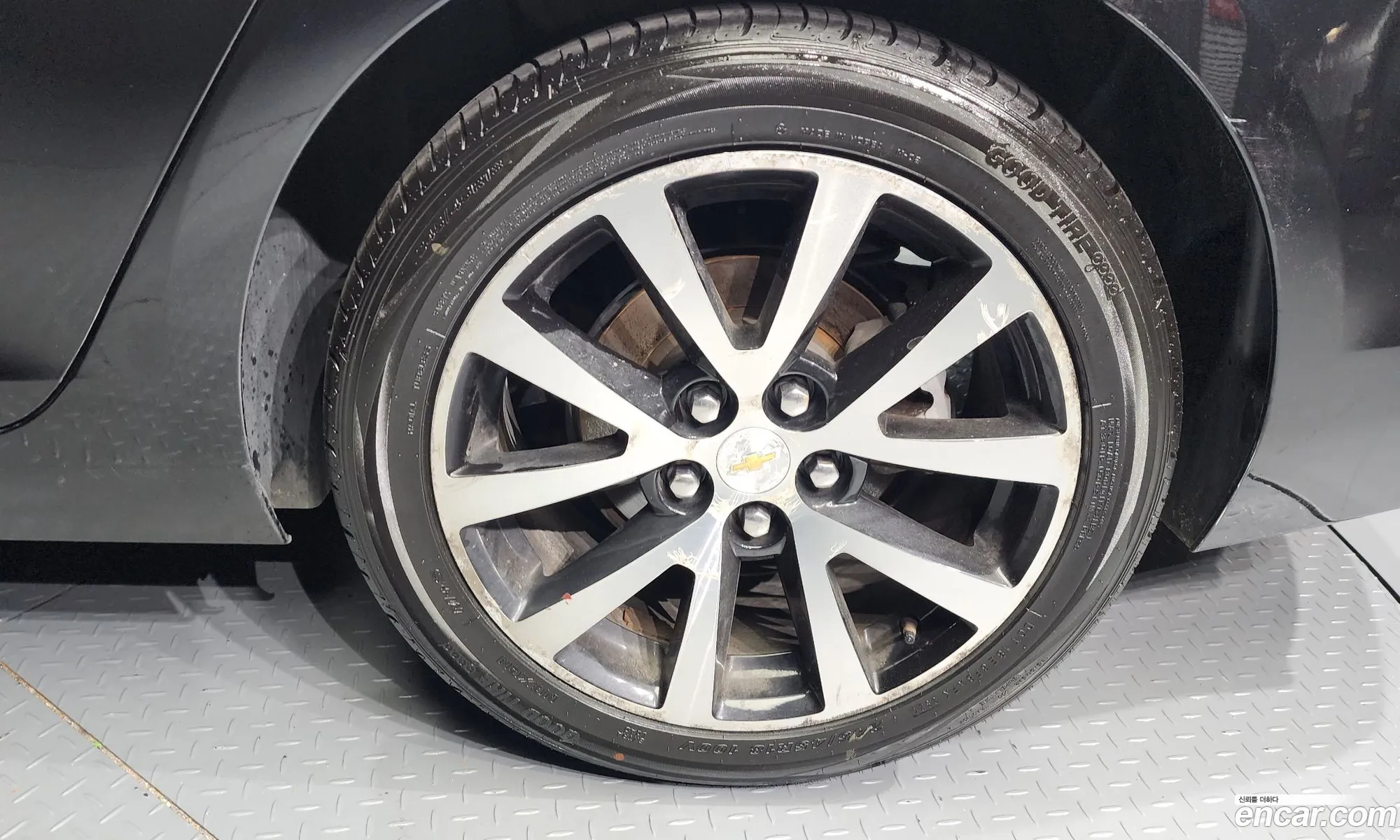 Chevrolet Malibu 20 Ltz Deluxe Pack Black Wheel 2012 - фотография 4665714