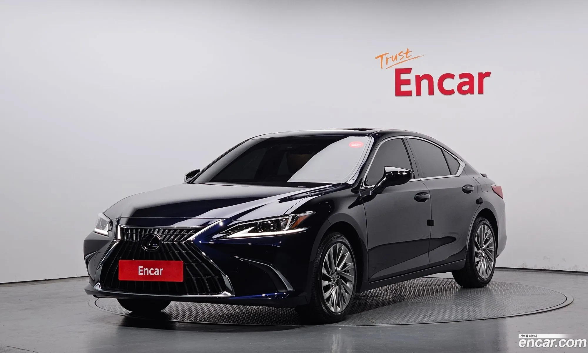 Lexus Es Luxury Plus 2023 - фотография 3515818