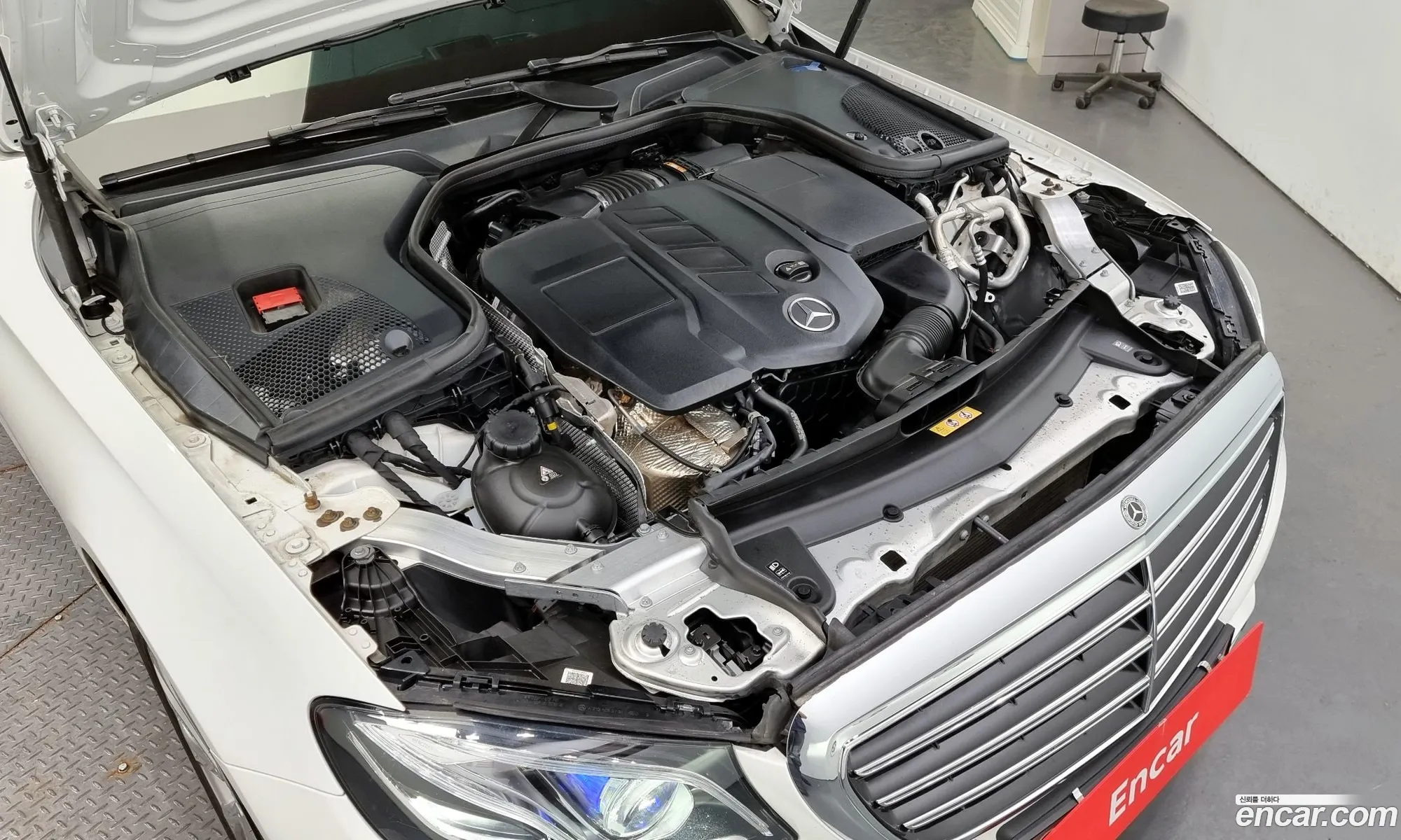 Mercedes-Benz E-Klasse V W213 S213 C238 E220D 4Matic Exclusive 2020 - фотография 78166