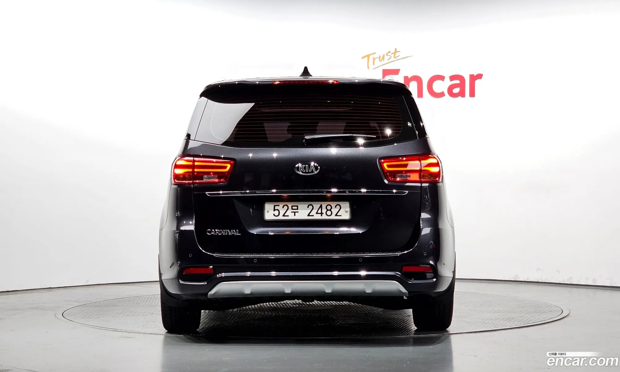 Kia Carnival Iii 9-Seater Noblesse Special 2019 - фотография 12551809