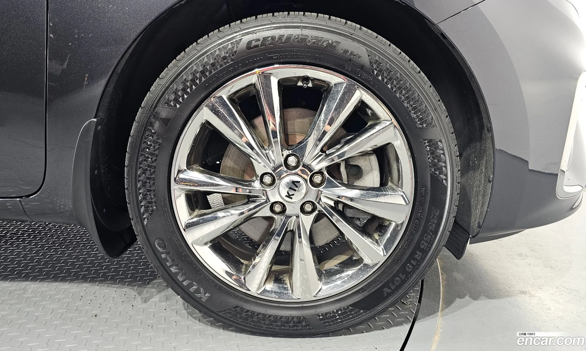Kia Carnival Iii 9-Seater Noblesse Special 2019 - фотография 12551810