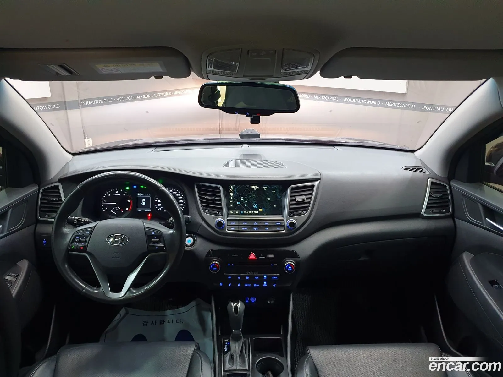 Hyundai Tucson Iii Diesel 20 2Wd 2015 - фотография 18657132