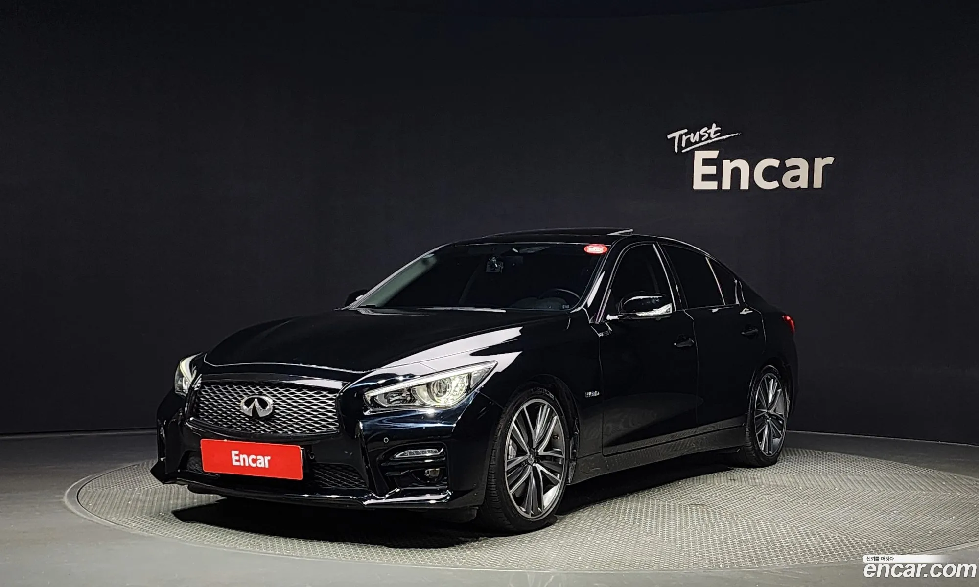 Infiniti Q50 35 Hybrid High Tech - фотография 3795091