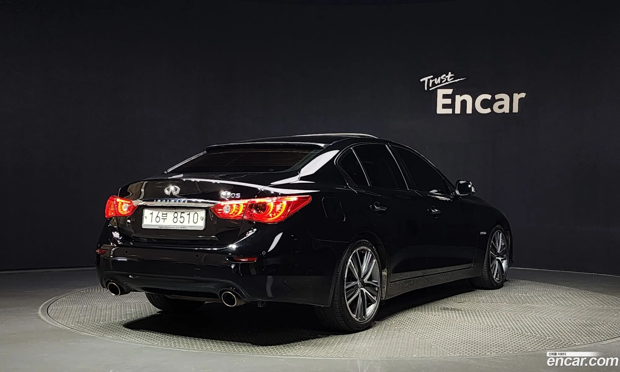 Infiniti Q50 35 Hybrid High Tech - фотография 3795092