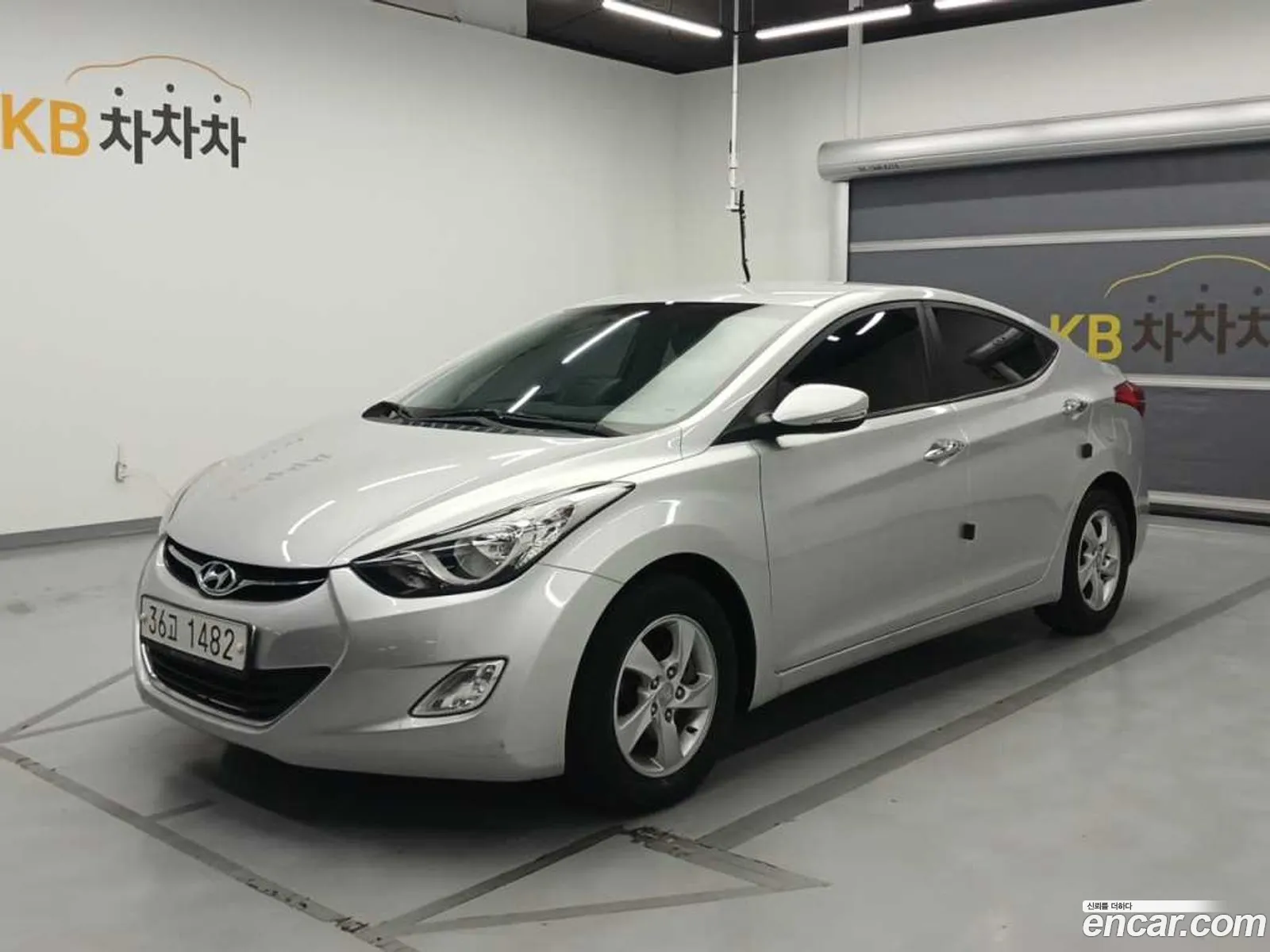 Hyundai Avante V Lpi M16 Luxury 2012 - фотография 18489199