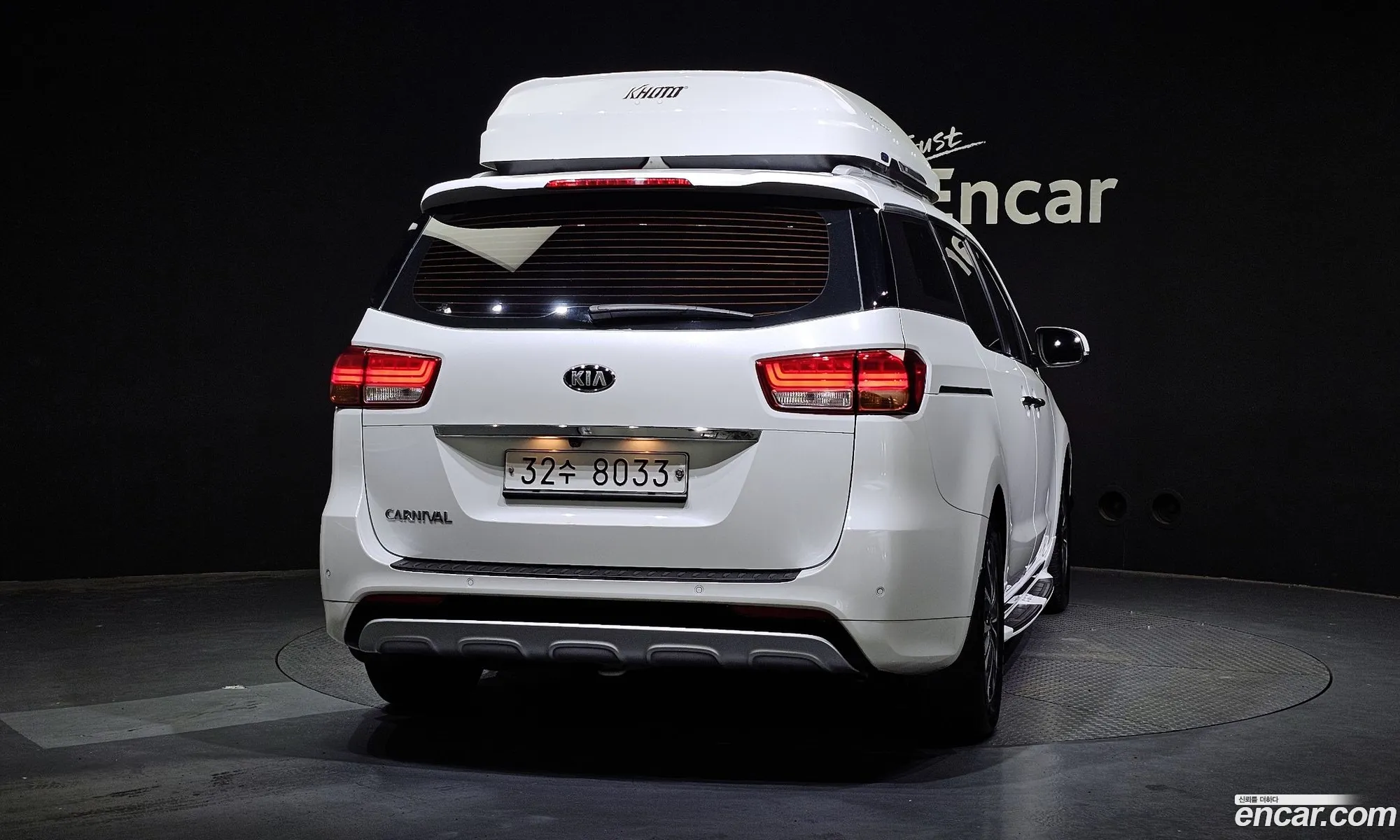 Kia Carnival 9-Seater Luxury 2015 - фотография 11874345