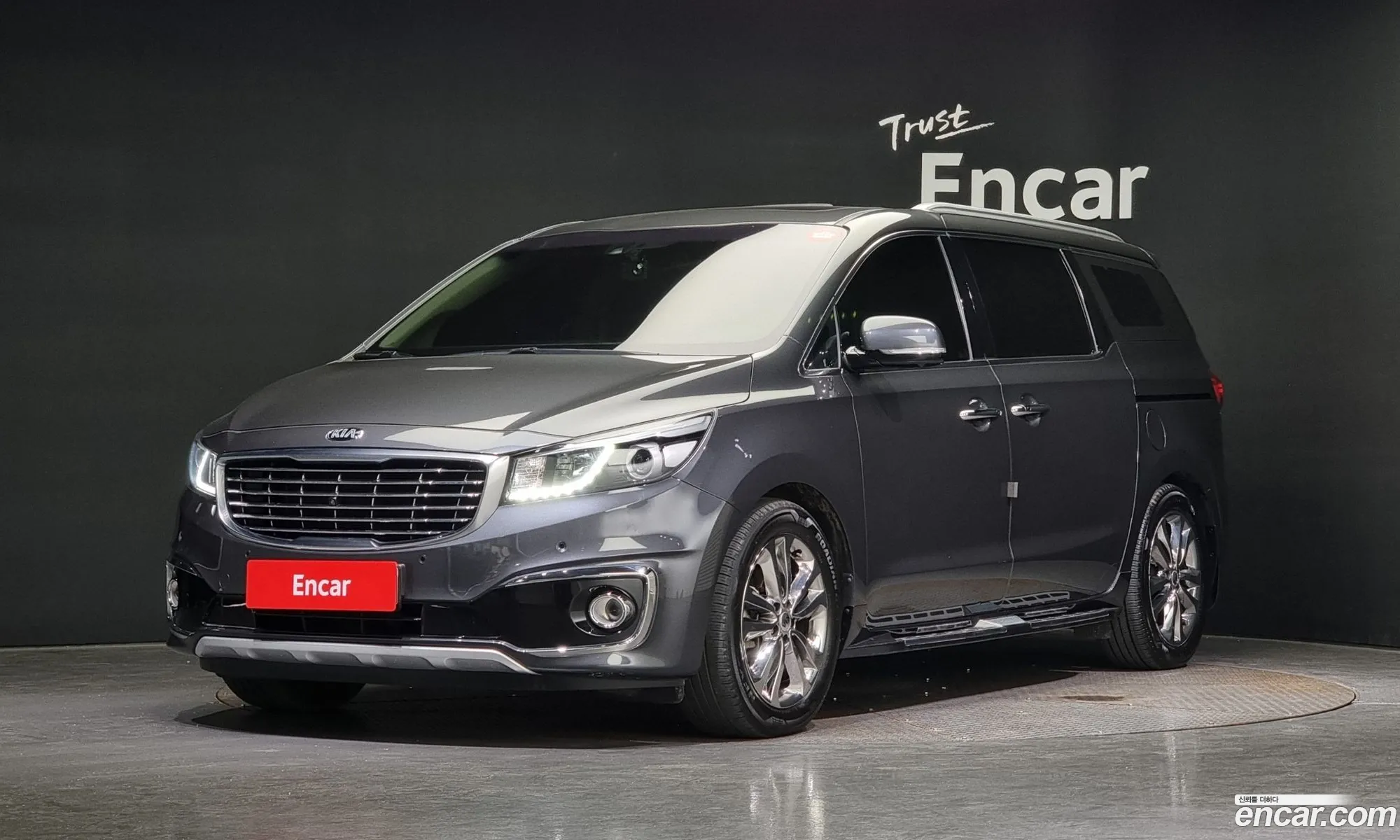 Kia Carnival Gasoline 9-Seater Noblesse 2018 - фотография 18018492