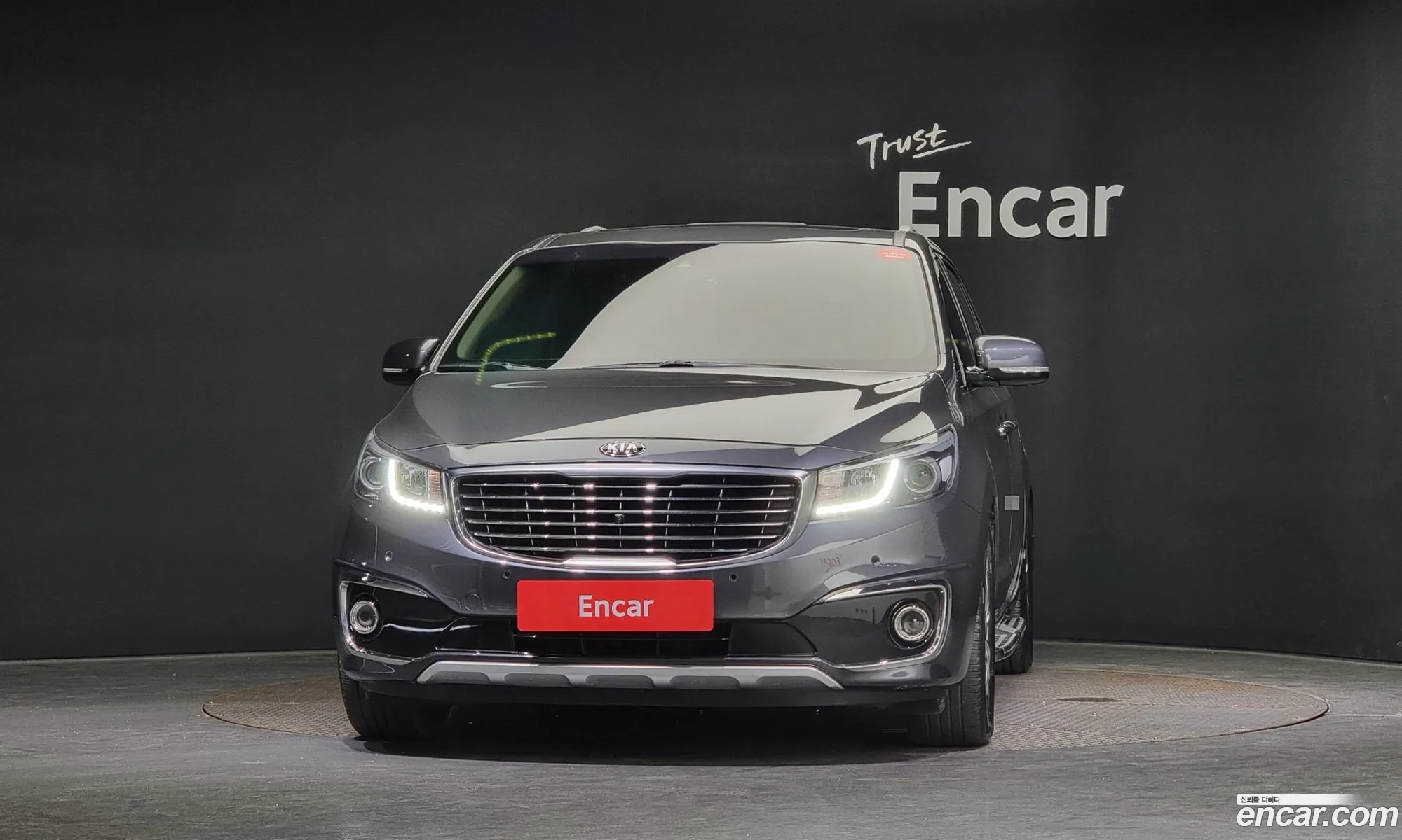 Kia Carnival Gasoline 9-Seater Noblesse 2018 - фотография 18018495