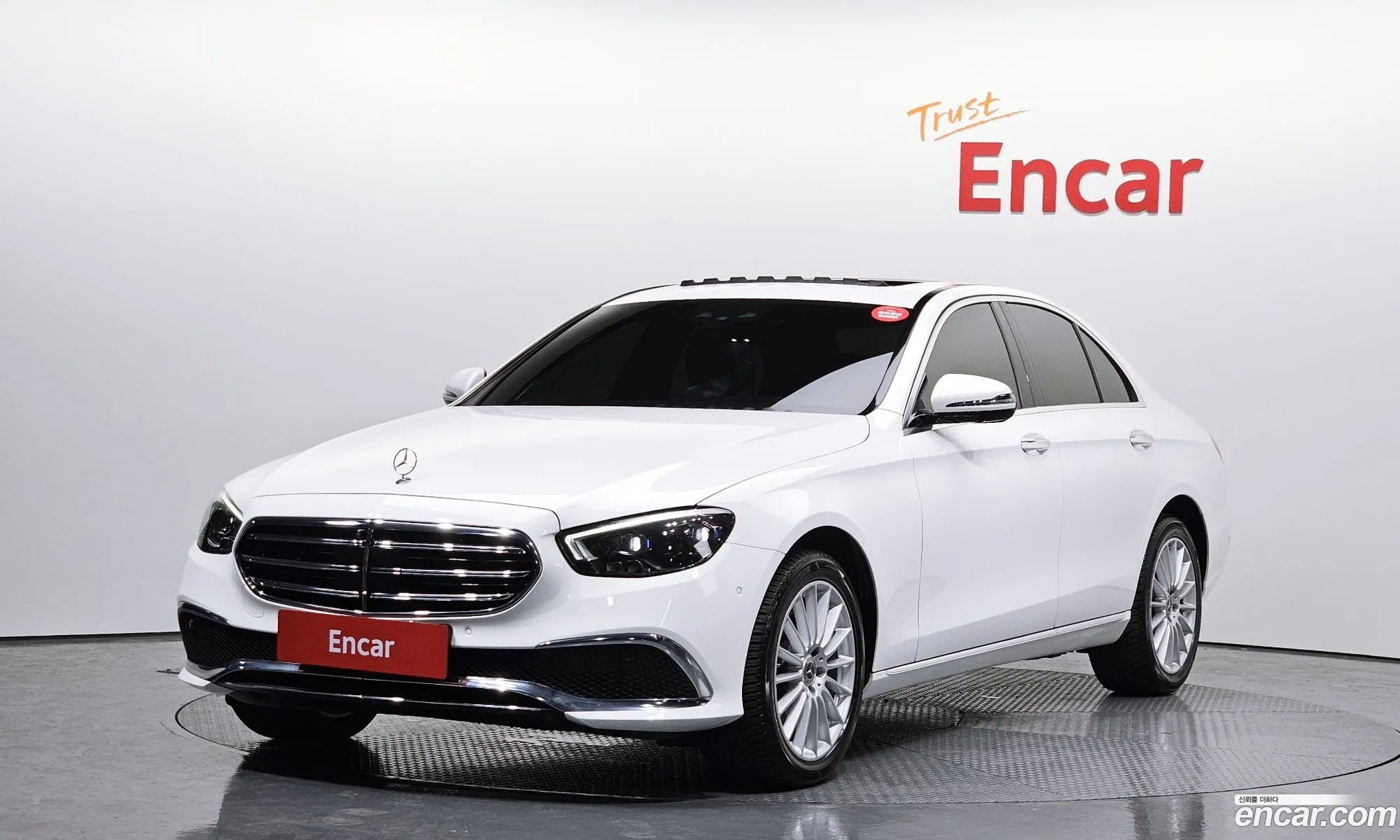 Mercedes-Benz E-Klasse V W213 S213 C238 E220D 4Matic Exclusive 2021 - фотография 11813324