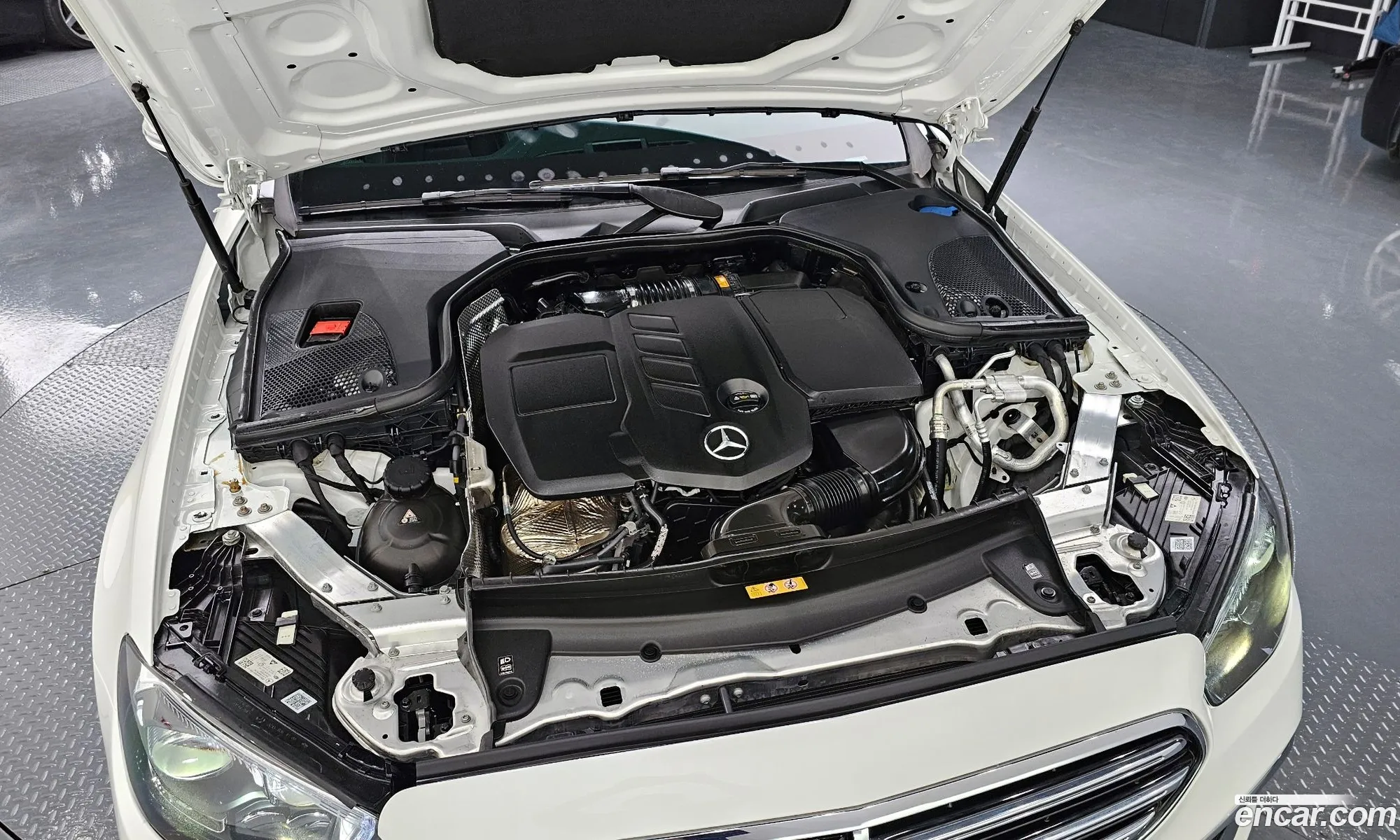 Mercedes-Benz E-Klasse V W213 S213 C238 E220D 4Matic Exclusive 2021 - фотография 11813329