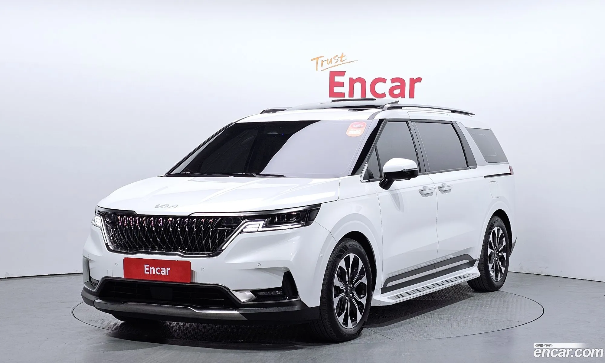 Kia Carnival 9-Seater Signature 2023 - фотография 19766789