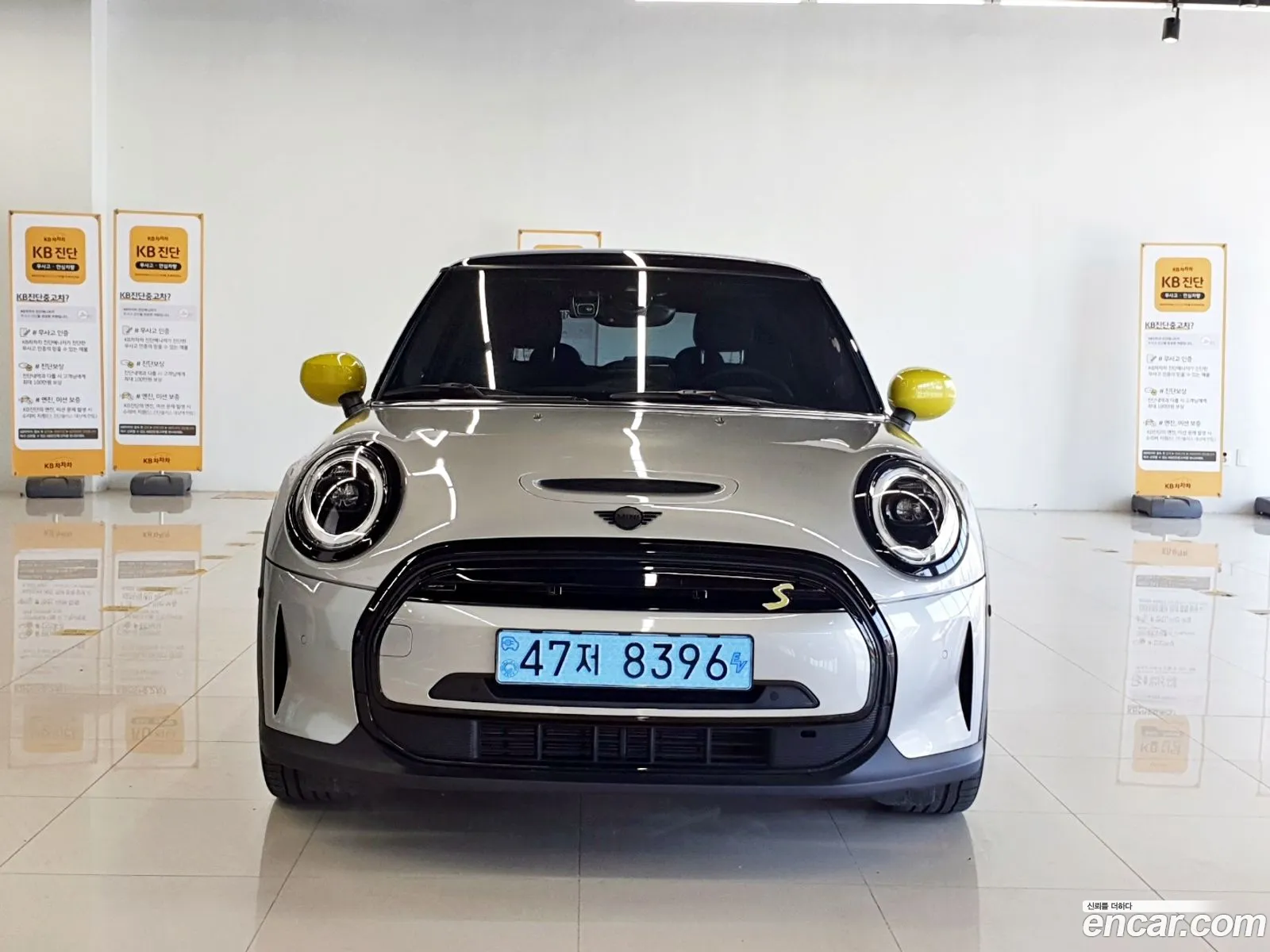 Mini Cooper Se Electric 2023 - фотография 4615878