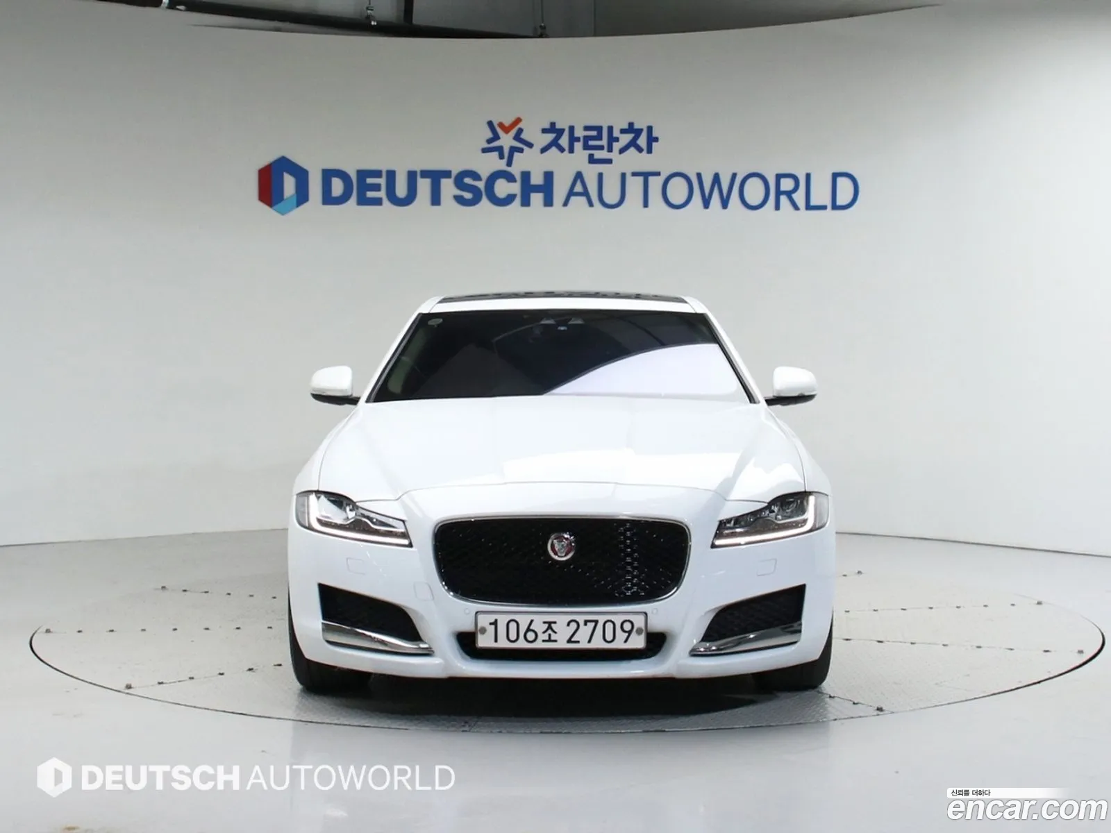 Jaguar Xf Ii 20D Portfolio Awd 2017 - фотография 3938914