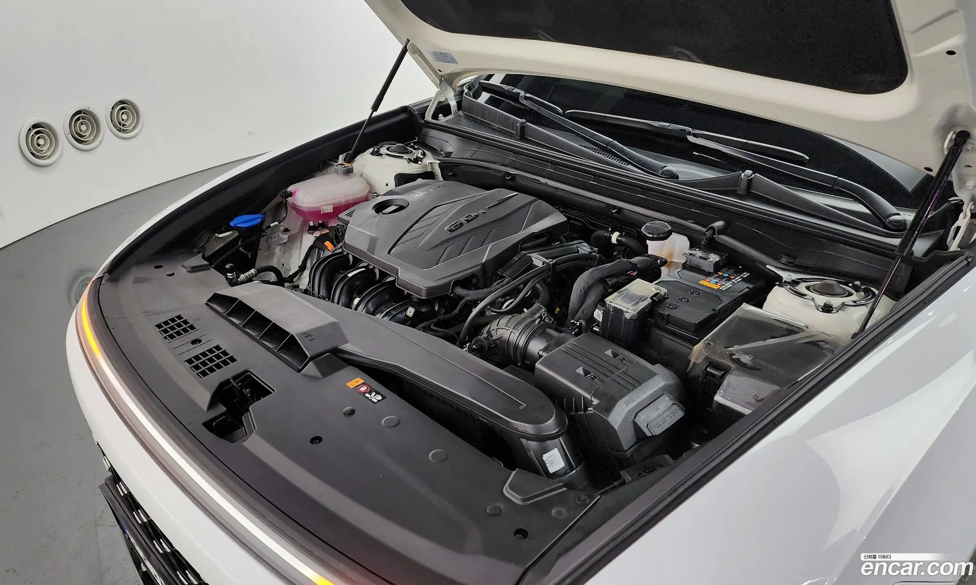 Hyundai Grandeur 25 Gasoline 2Wd 2023 - фотография 13559063