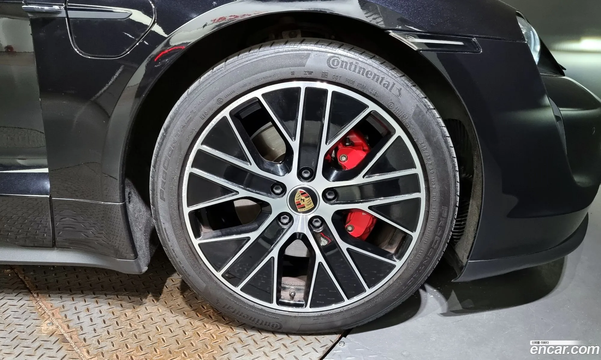 Porsche Taycan I 4S 2021 - фотография 4559869