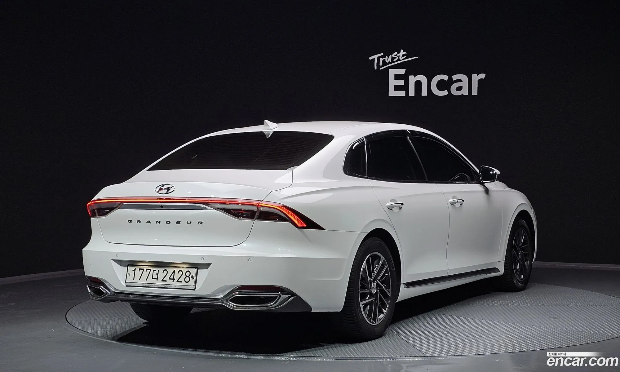 Hyundai Grandeur Vi 30 Lpi Taxi Type 2022 - фотография 12406836