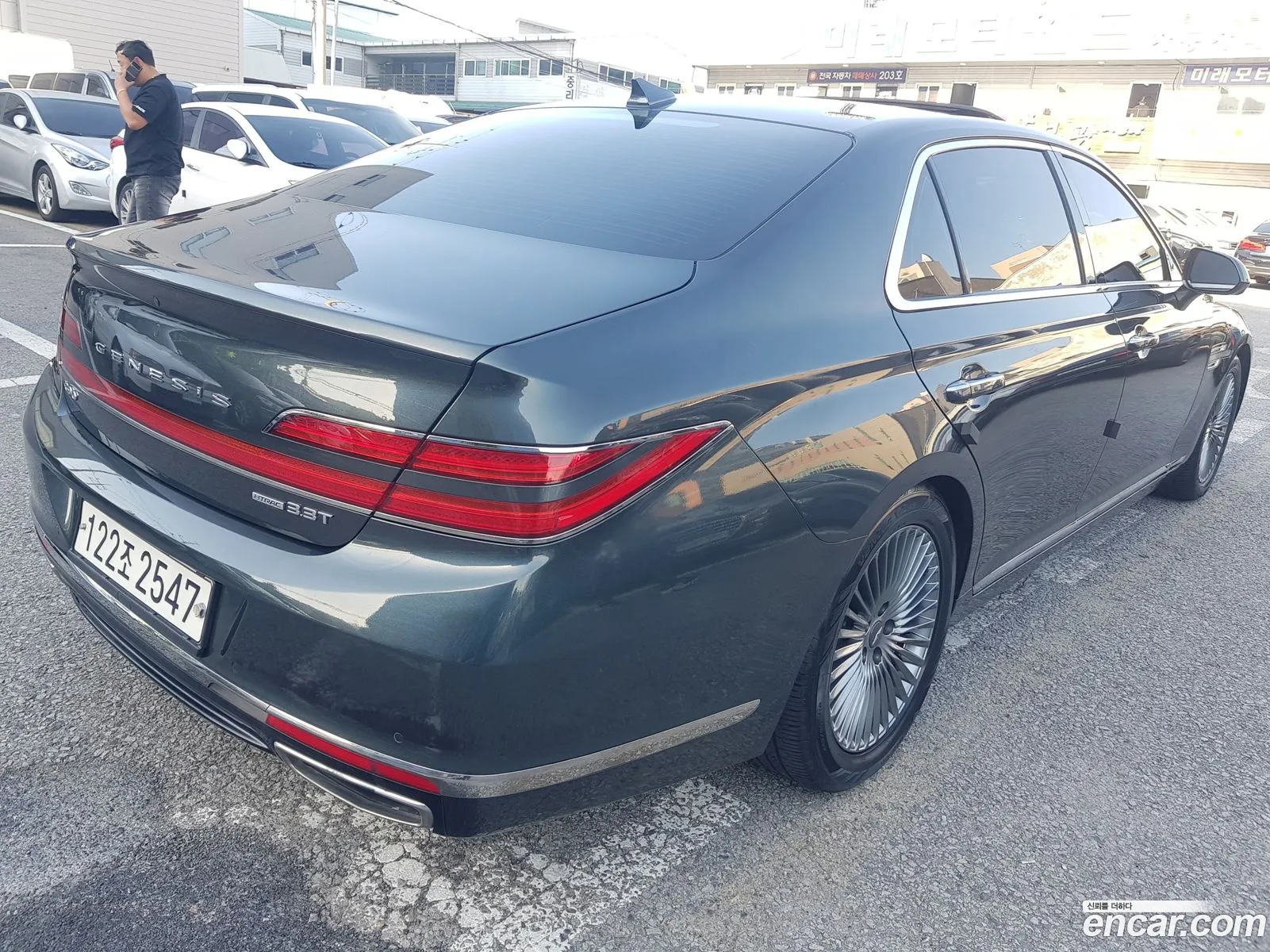 Genesis G90 I 33T Awd 2019 - фотография 131427