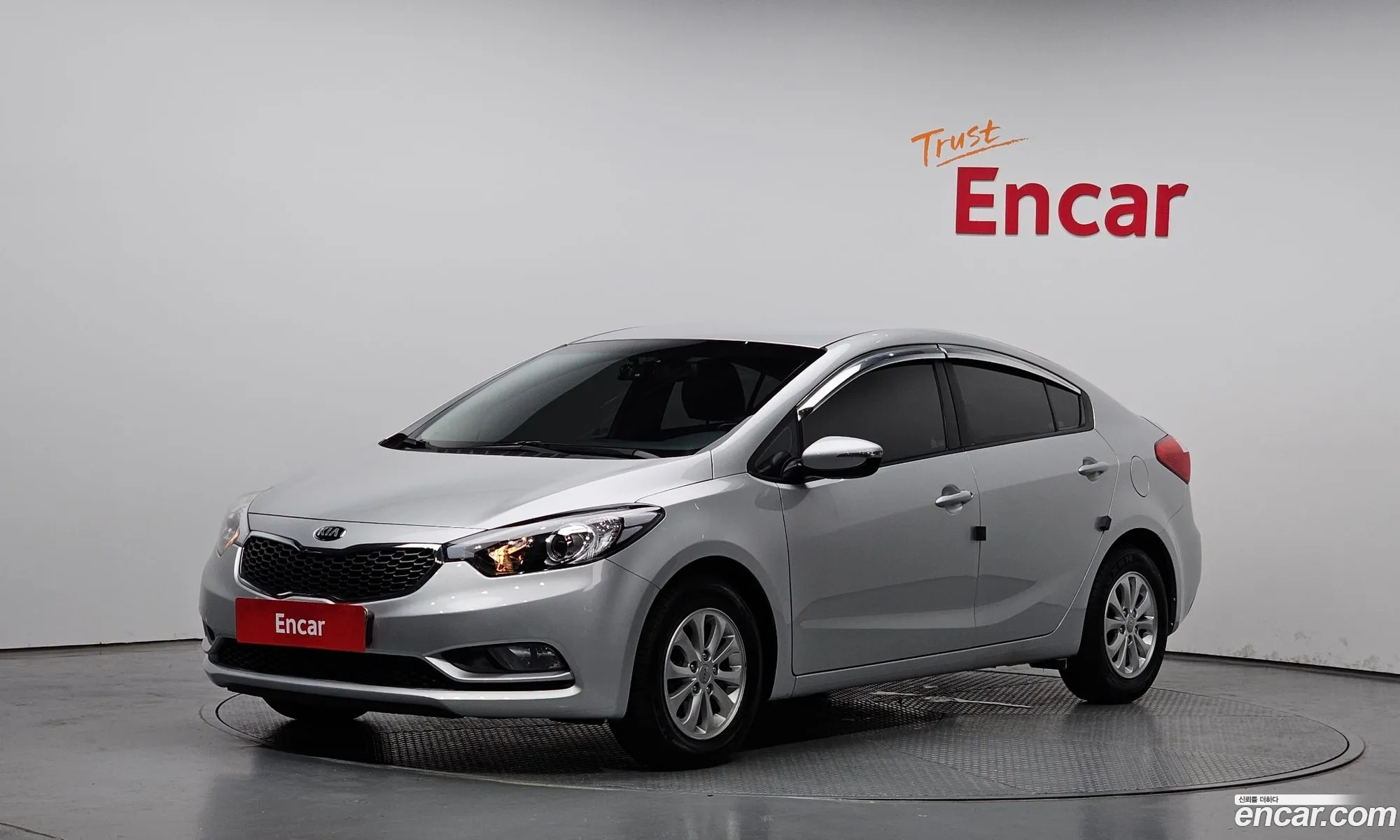 Kia K3 I Deluxe 2015 - фотография 11874255