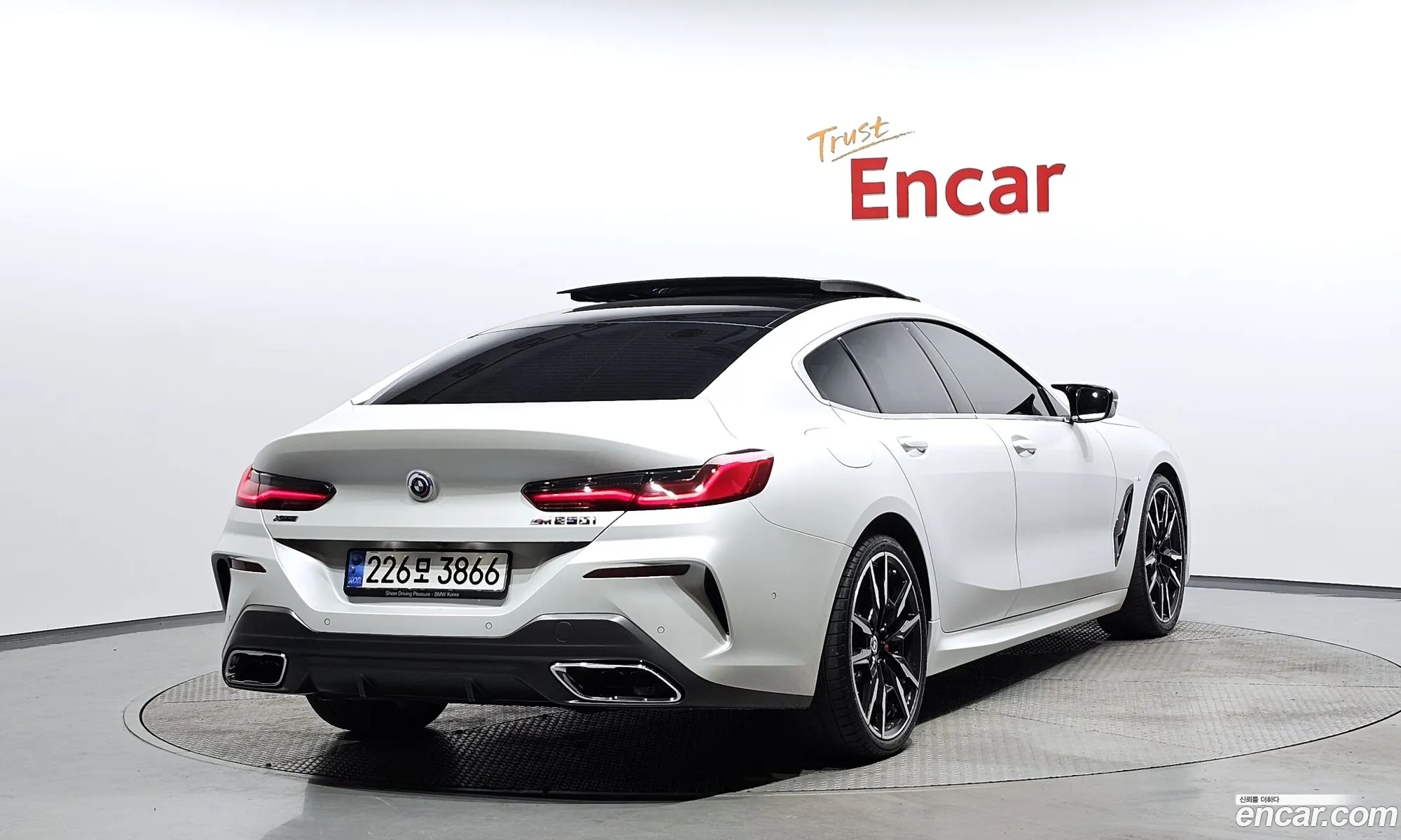 BMW 8Er M850I ​​xDrive Gran Coupe 2023 - фотография 203170