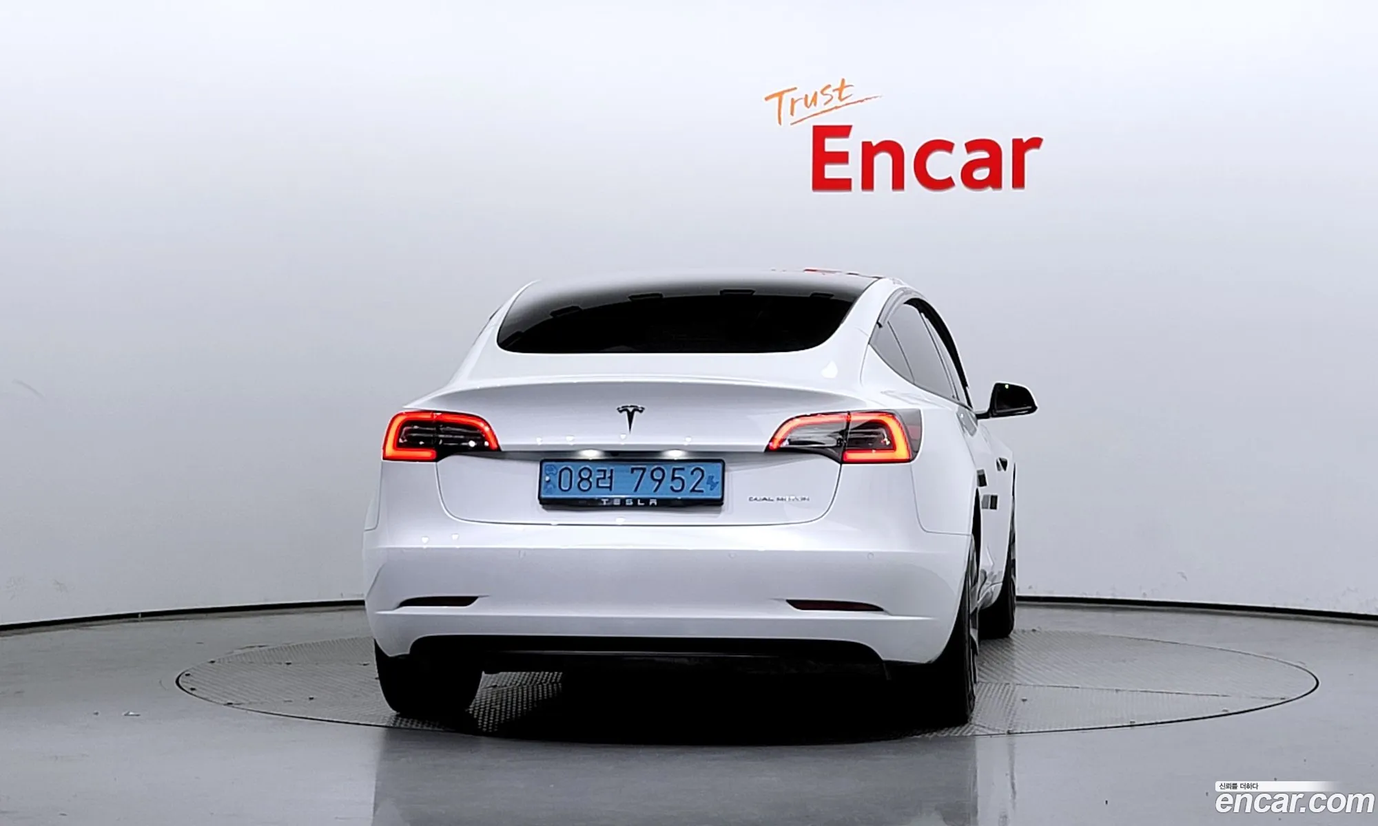 Tesla Model 3 I Long Range 2022 - фотография 14550618