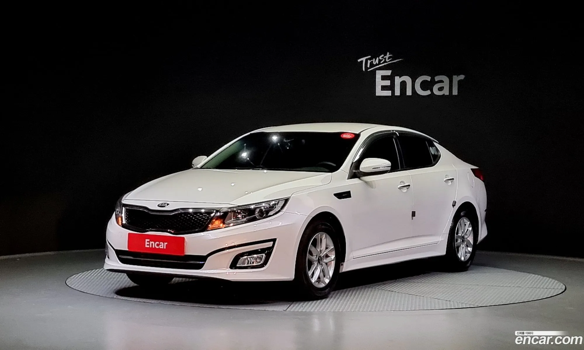 Kia K5 Luxury 2015 - фотография 19754730