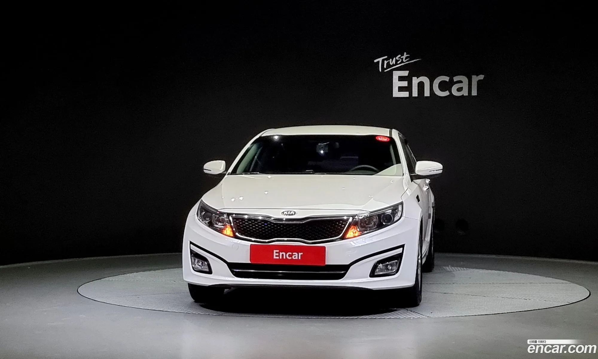 Kia K5 Luxury 2015 - фотография 19754733