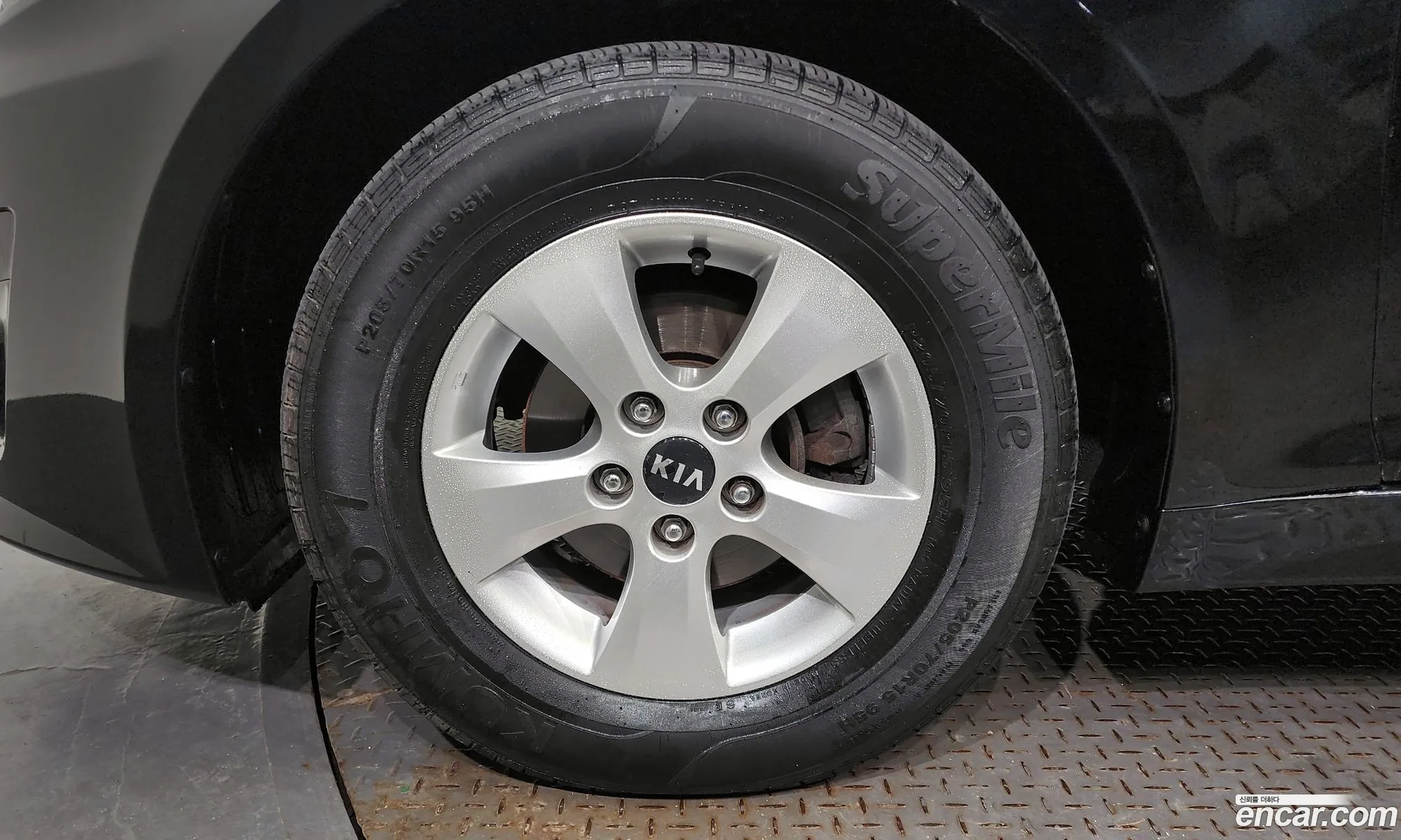 Kia K5 Lpi Deluxe 2015 - фотография 15637574