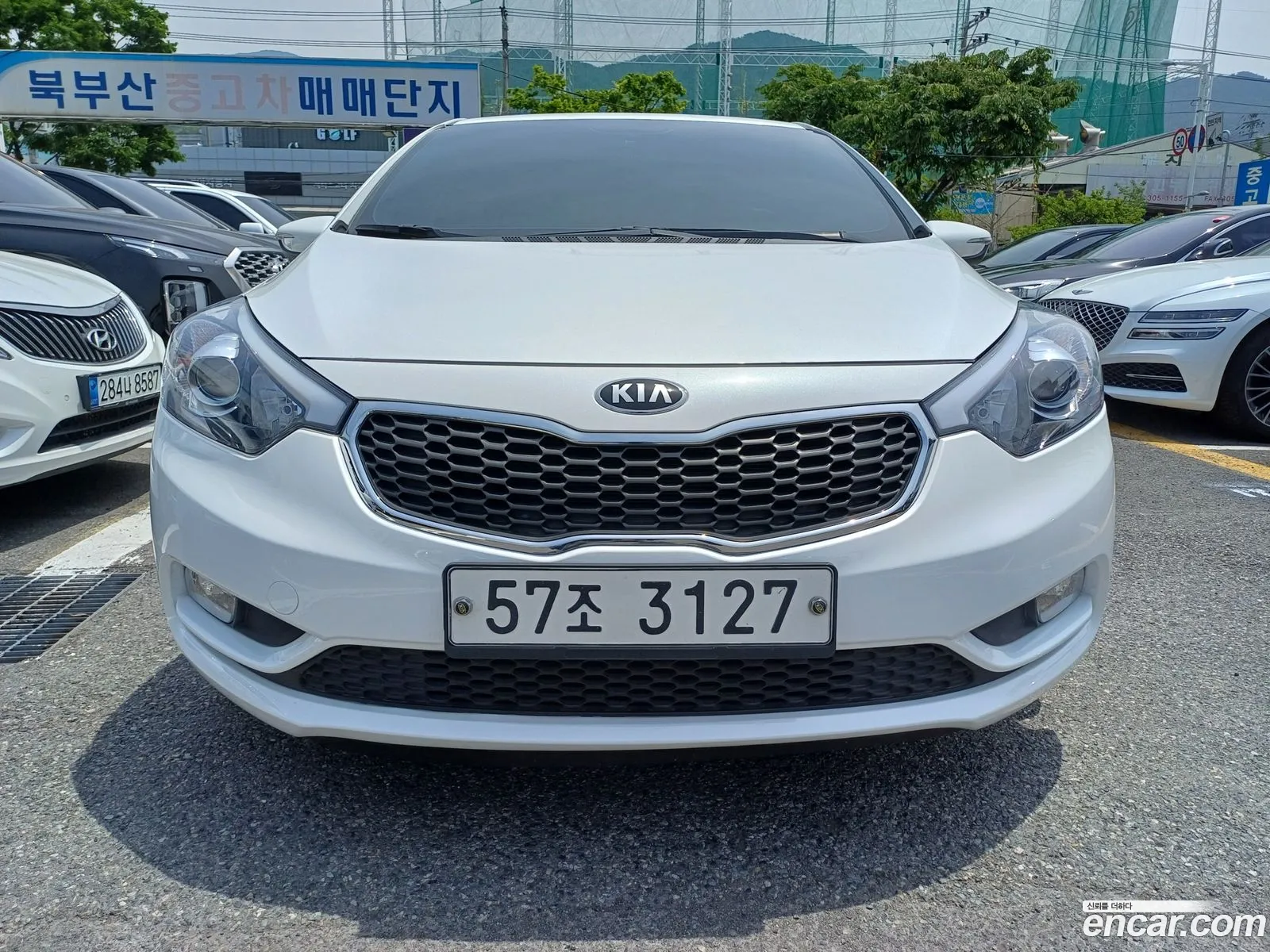 Kia K3 I Deluxe 2015 - фотография 12767973