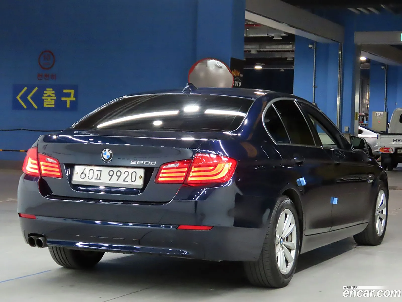 BMW 5Er Vi F10F11F07 520D Luxury 2011 - фотография 84224