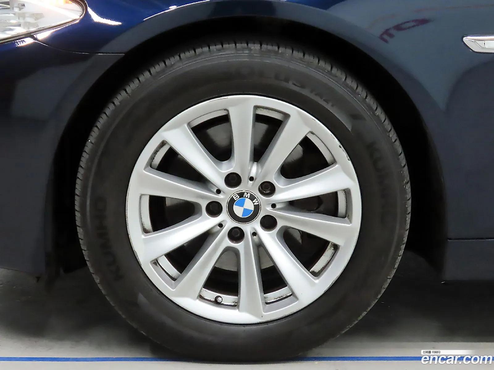 BMW 5Er Vi F10F11F07 520D Luxury 2011 - фотография 84227