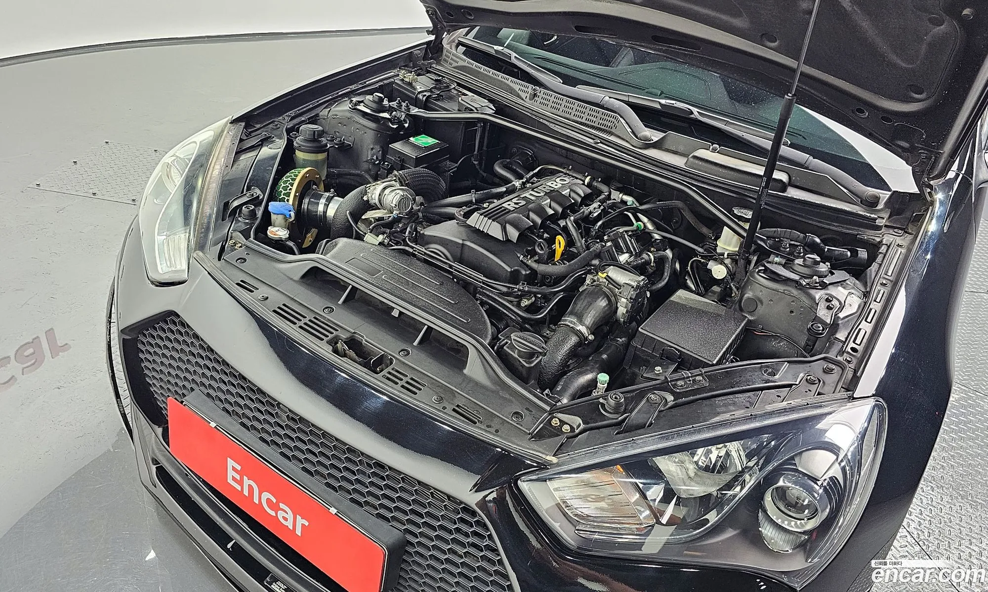 Hyundai Genesis I 200 Turbo S 2012 - фотография 12199371