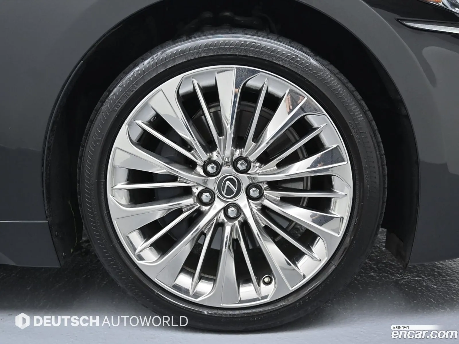 Lexus Ls500H 5Th Generation 35 Platinum Awd - фотография 3720893
