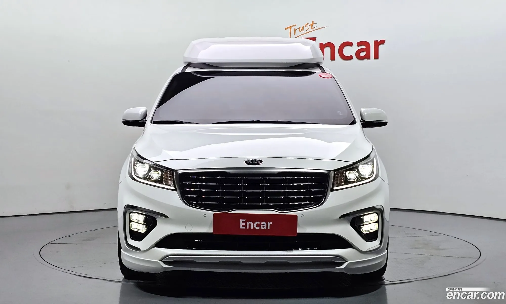 Kia The New Carnival 9-Seater High Limousine Prestige High Roof - фотография 13489143