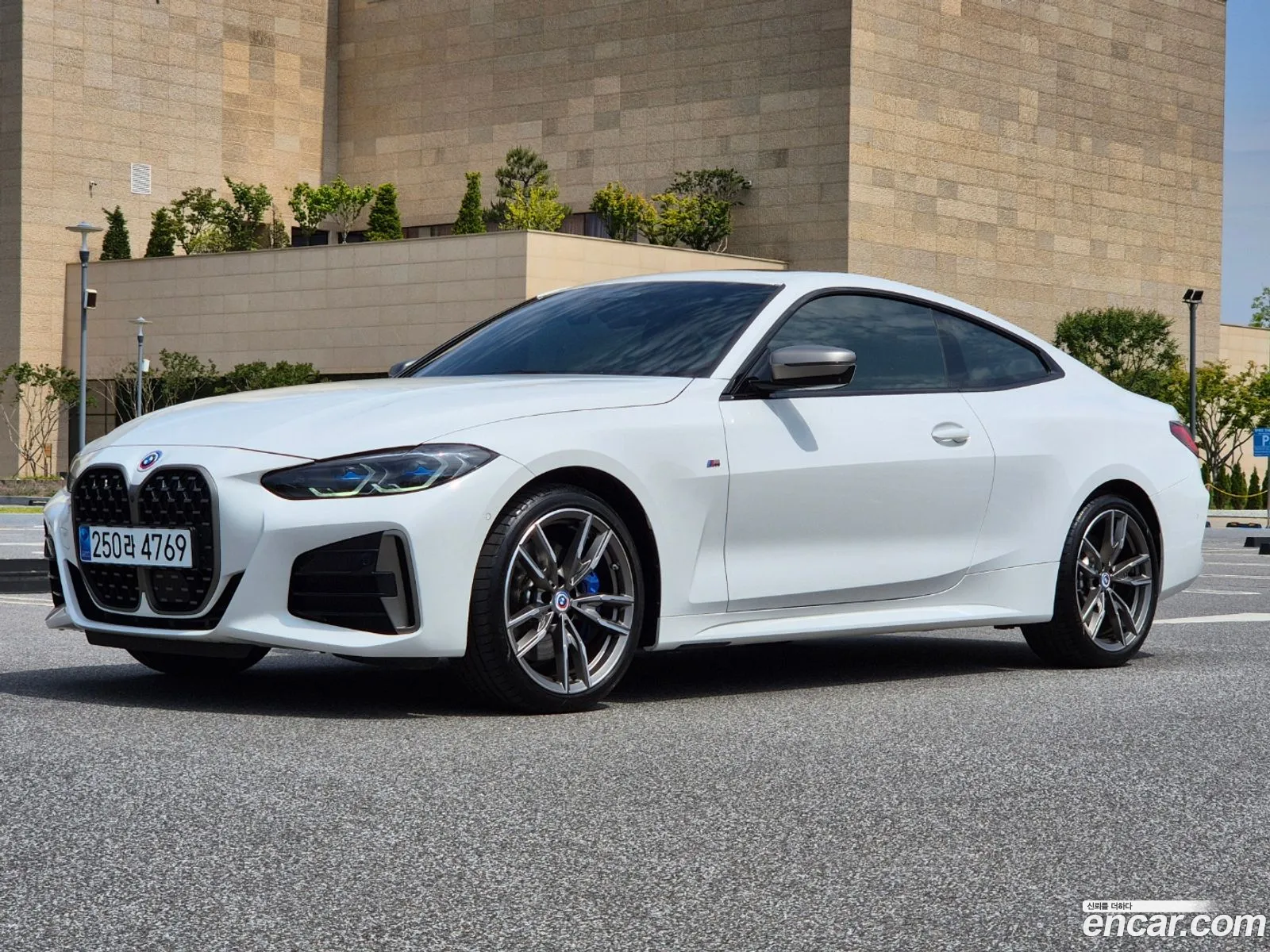 BMW 4Er M440I xDrive Coupe 2023 - фотография 15143496