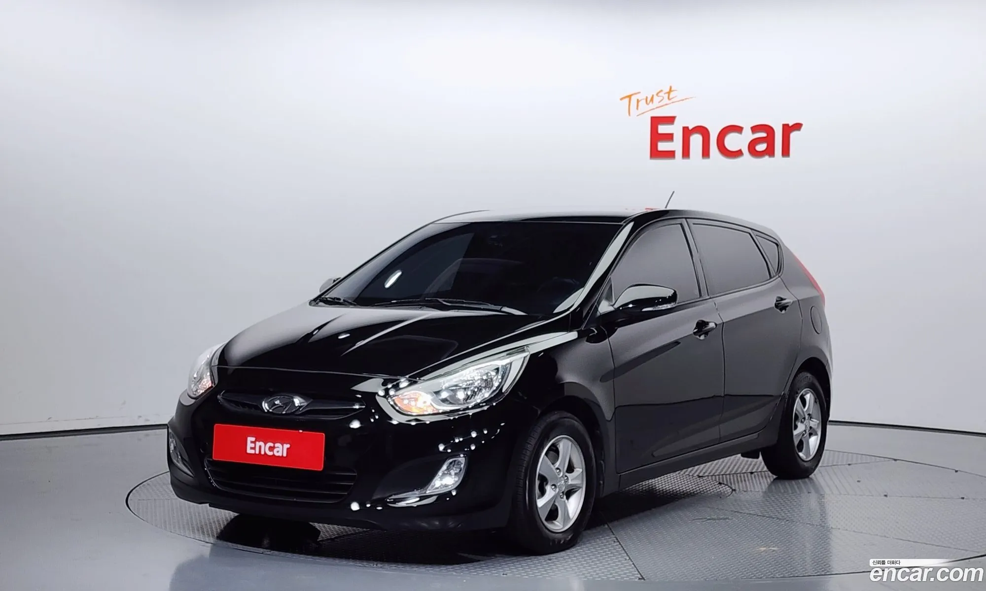 Hyundai Accent Witt Diesel 16 Vgt Premier 2012 - фотография 12054277