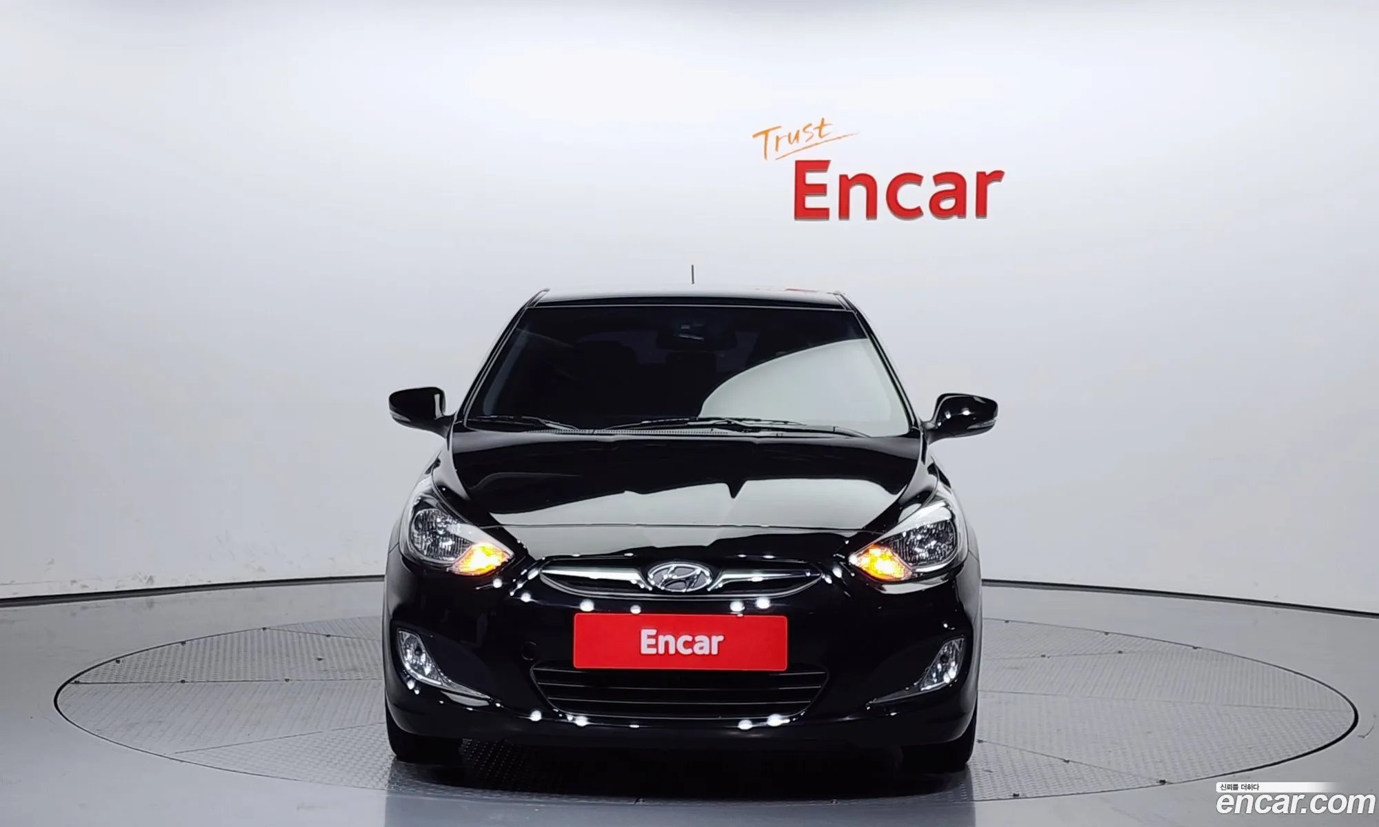 Hyundai Accent Witt Diesel 16 Vgt Premier 2012 - фотография 12054279