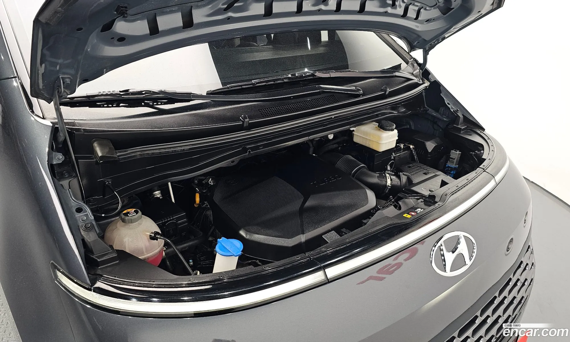 Hyundai Staria Staria Cargo 5-Seater 2022 - фотография 14153724