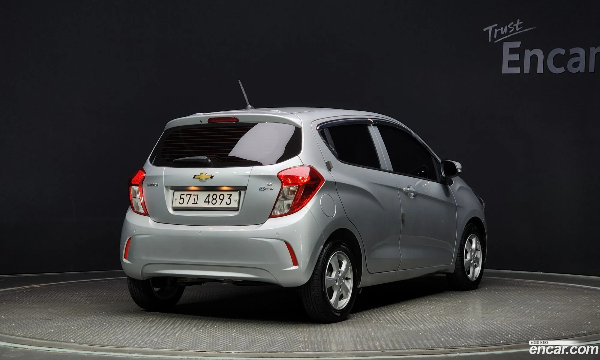 Chevrolet Spark Lt 2016 - фотография 7522224