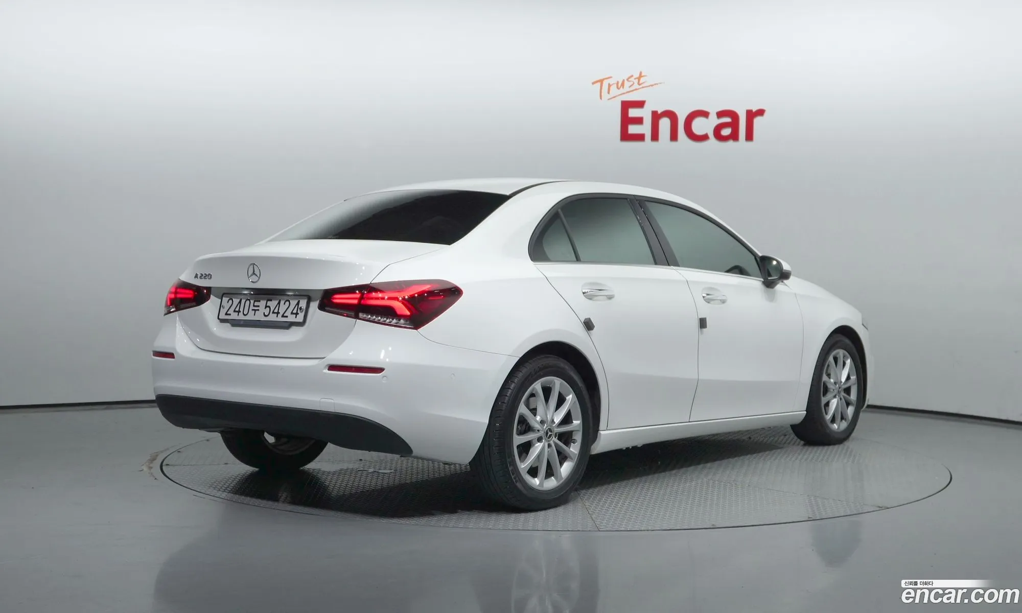 Mercedes-Benz A-Klasse Iv W177 A220 Sedan 2020 - фотография 12692104