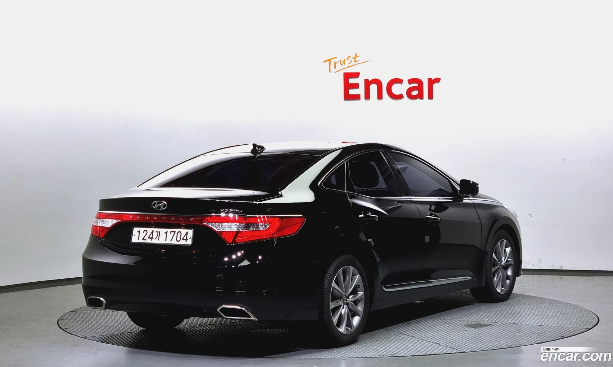 Hyundai Grandeur Hg300 Premium 2016 - фотография 15979369